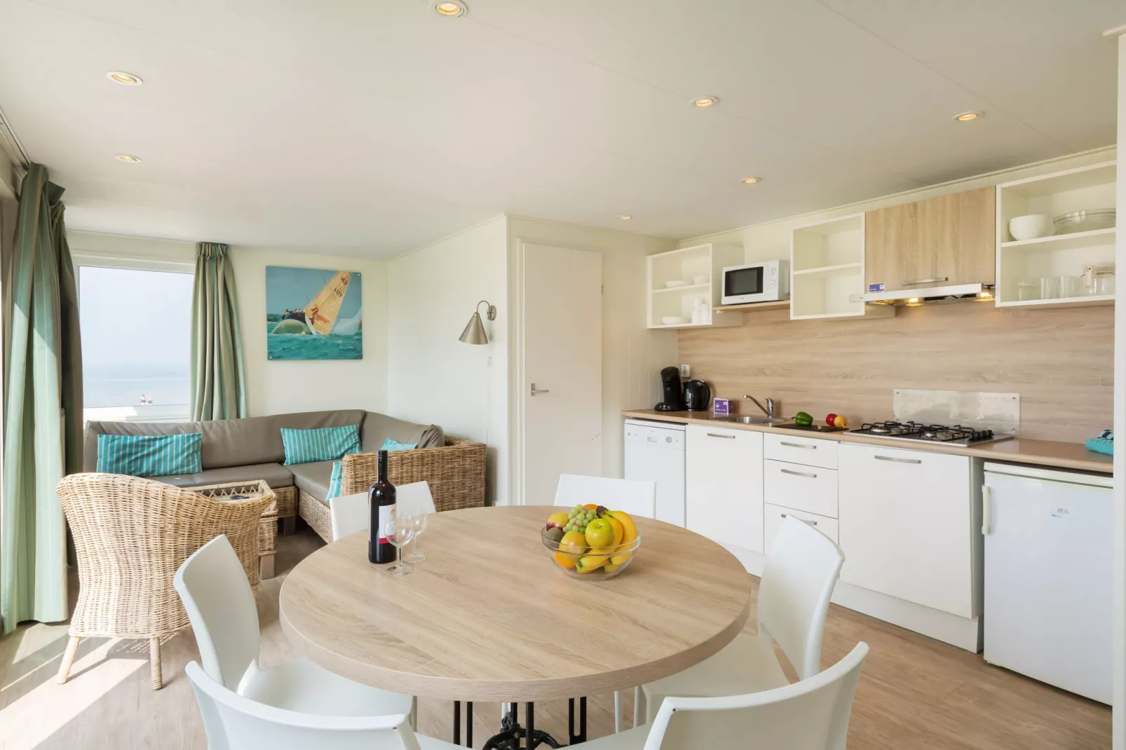 Vakantiepark Beach Resort 6-Dining room