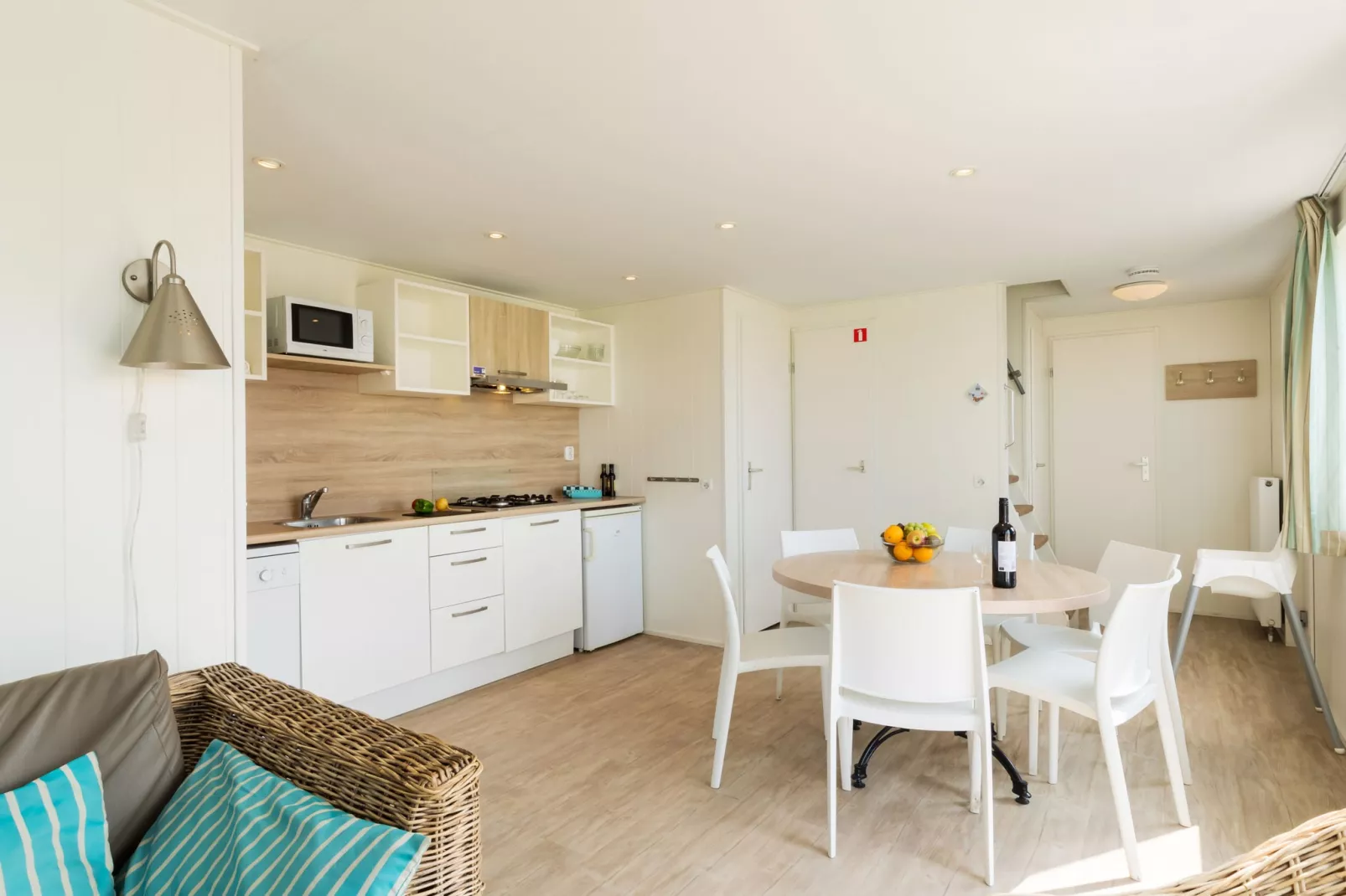 Vakantiepark Beach Resort 6-Kitchen