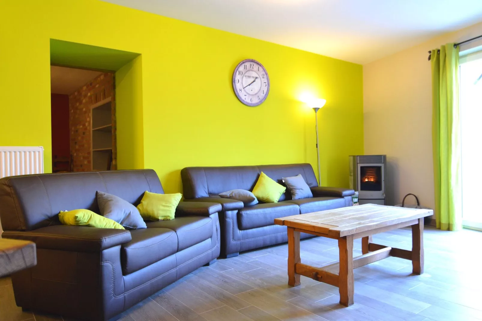 Les Digues-Living room