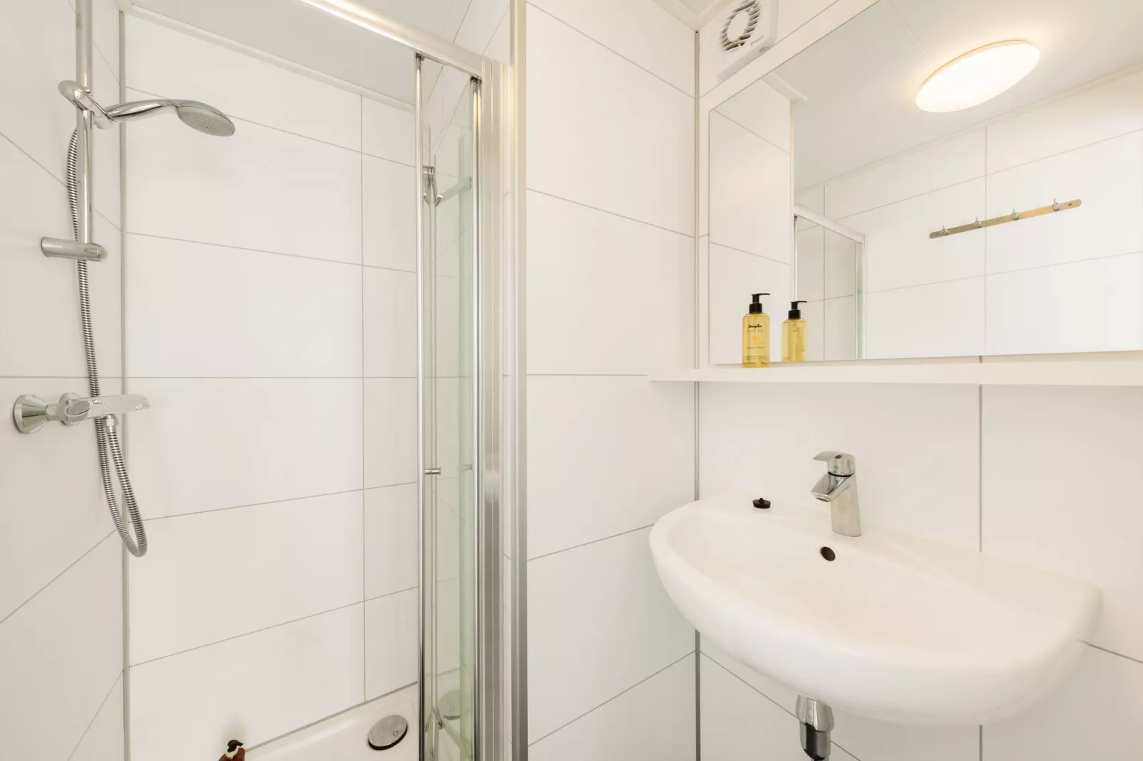 Vakantiepark Beach Resort 6-Bathroom