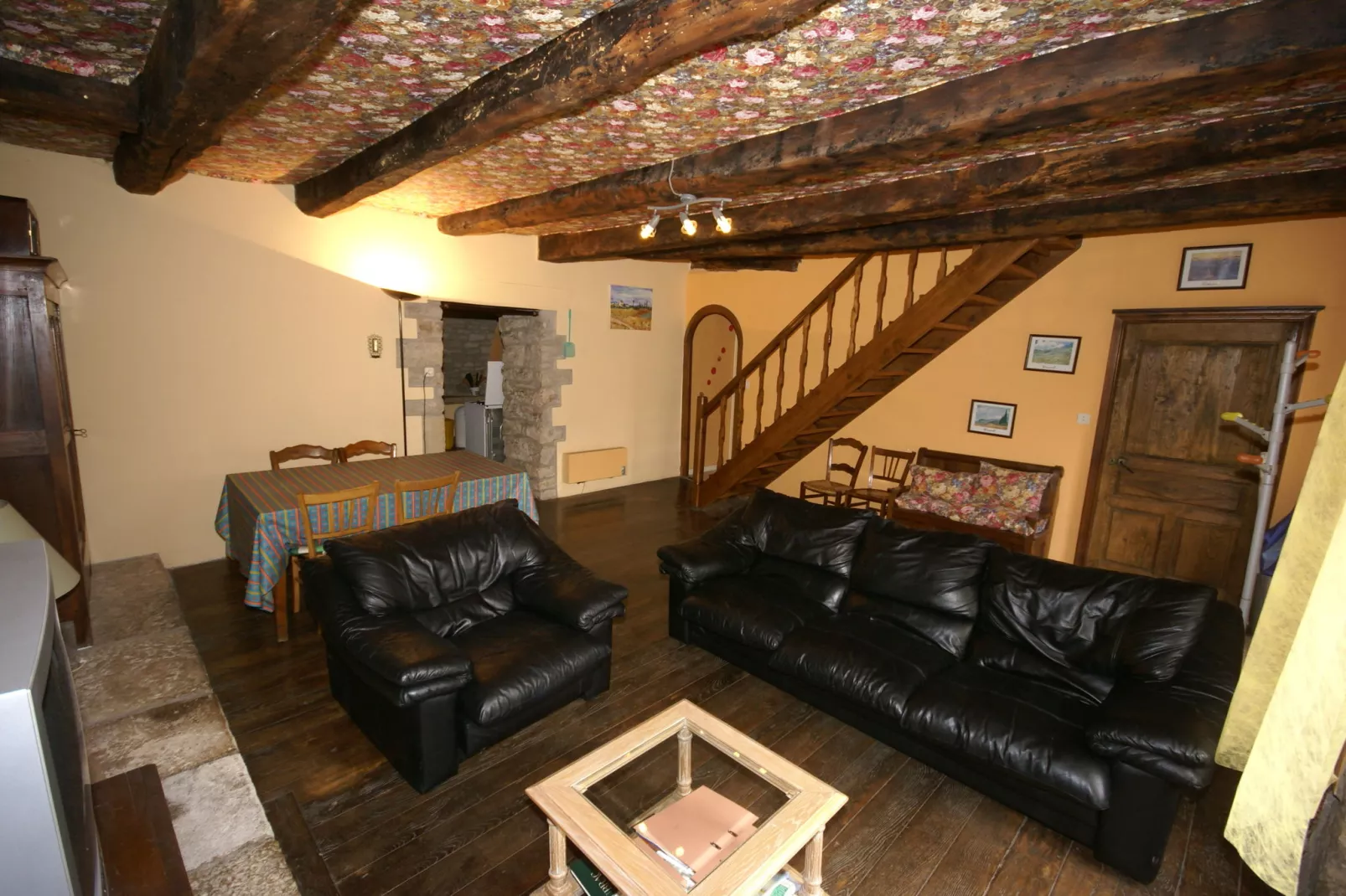 Saint-Geniez-d'Olt-Wohnzimmer