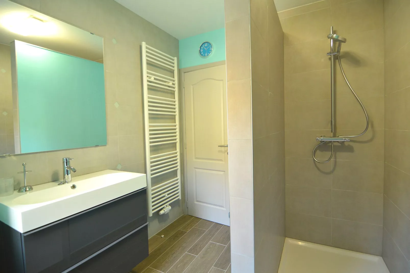 Les Digues-Bathroom