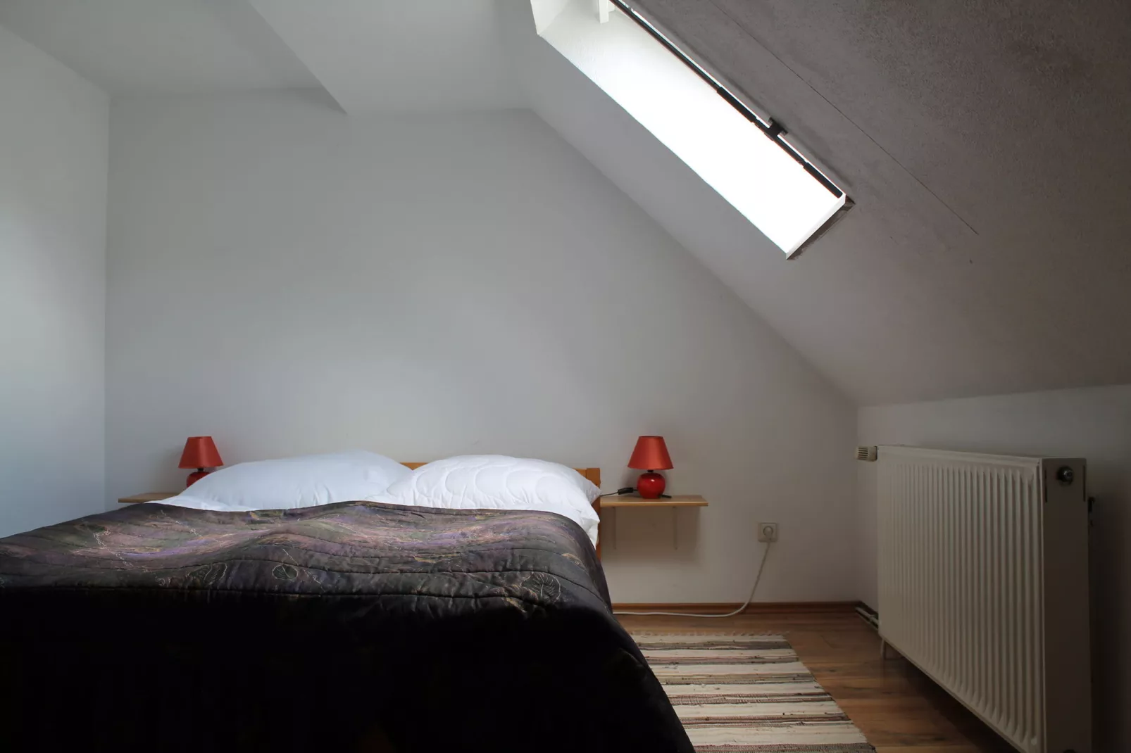 Doris-Bedroom
