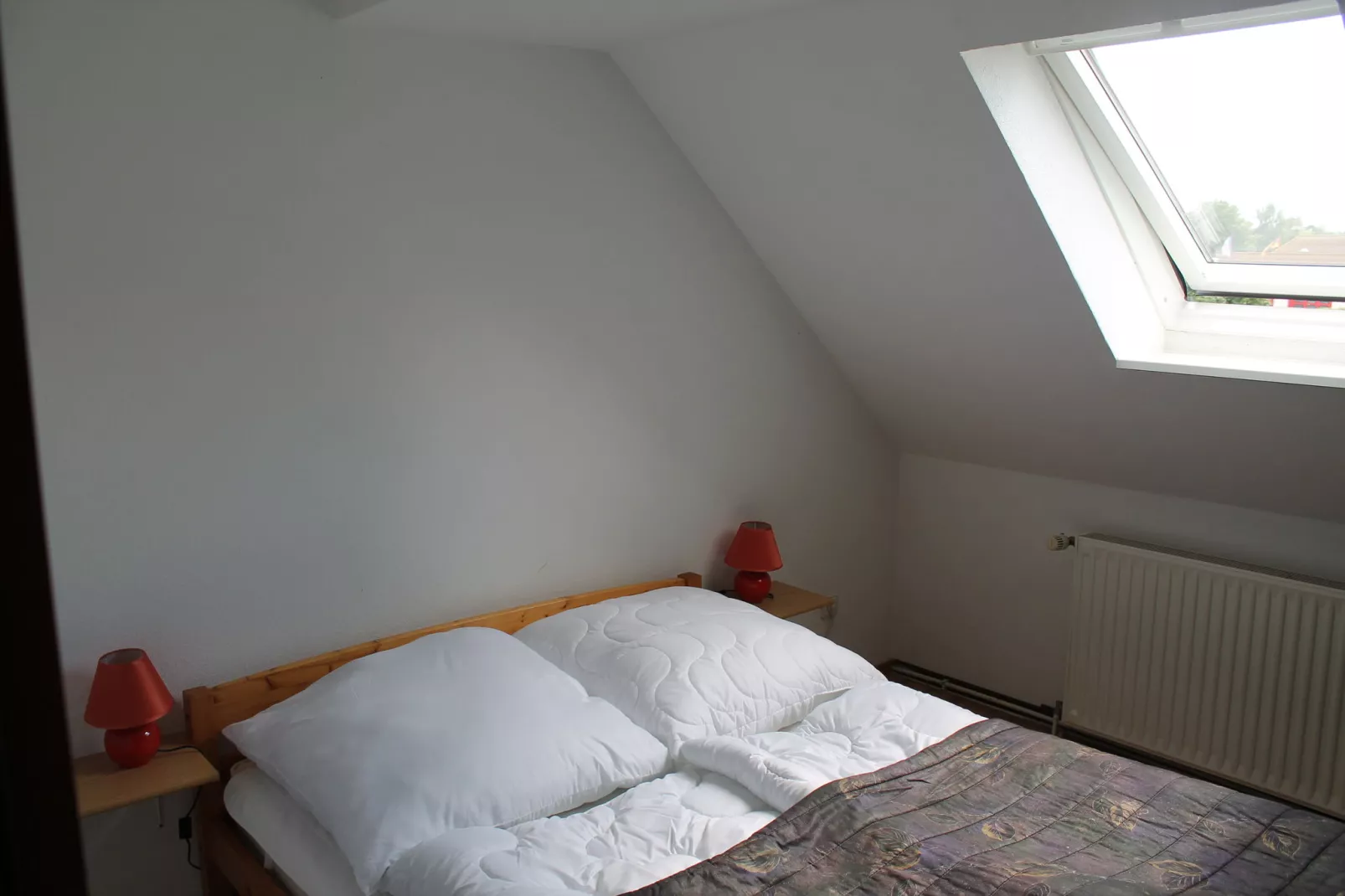 Doris-Bedroom
