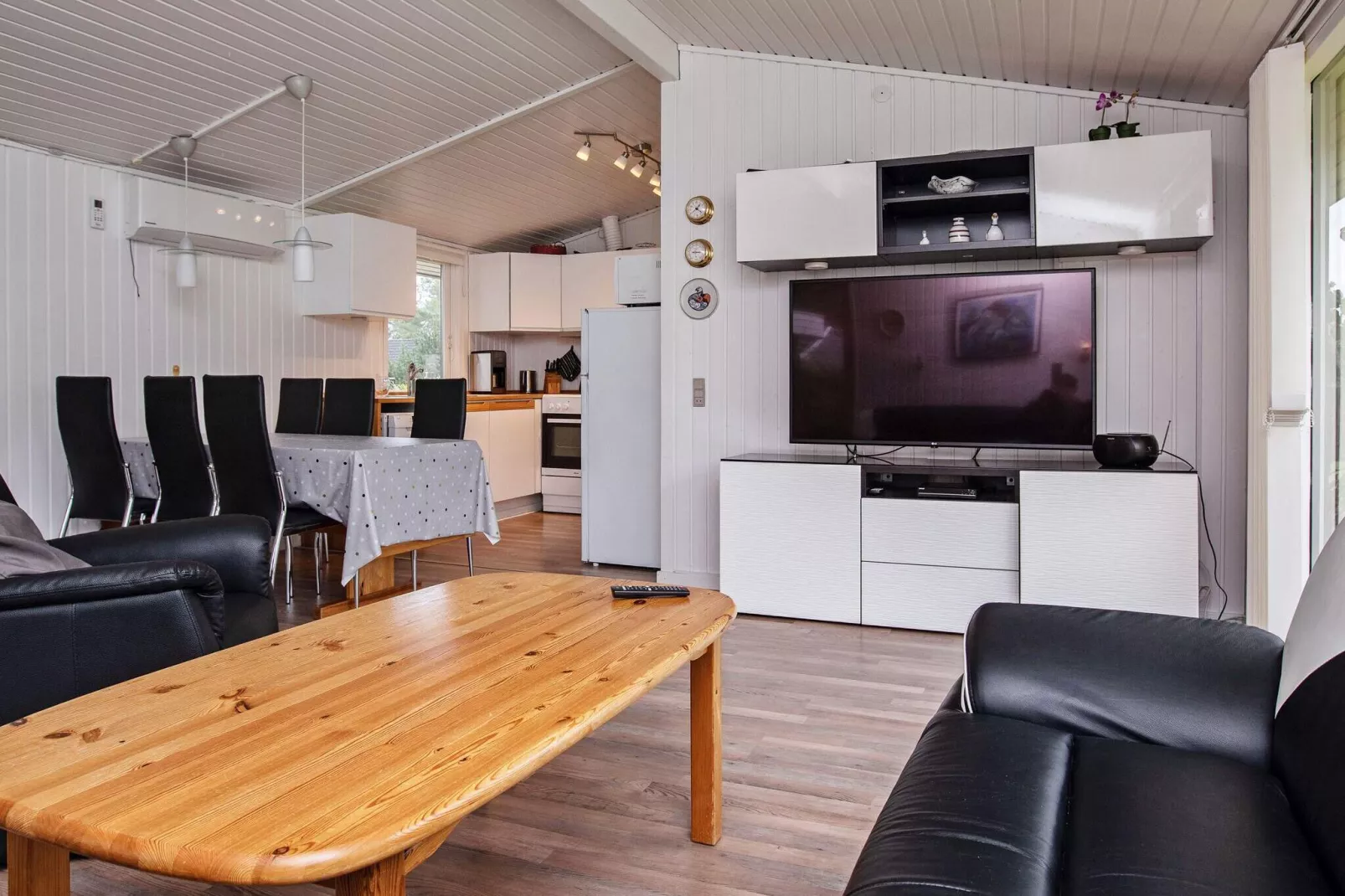 8 person holiday home in Væggerløse-By Traum