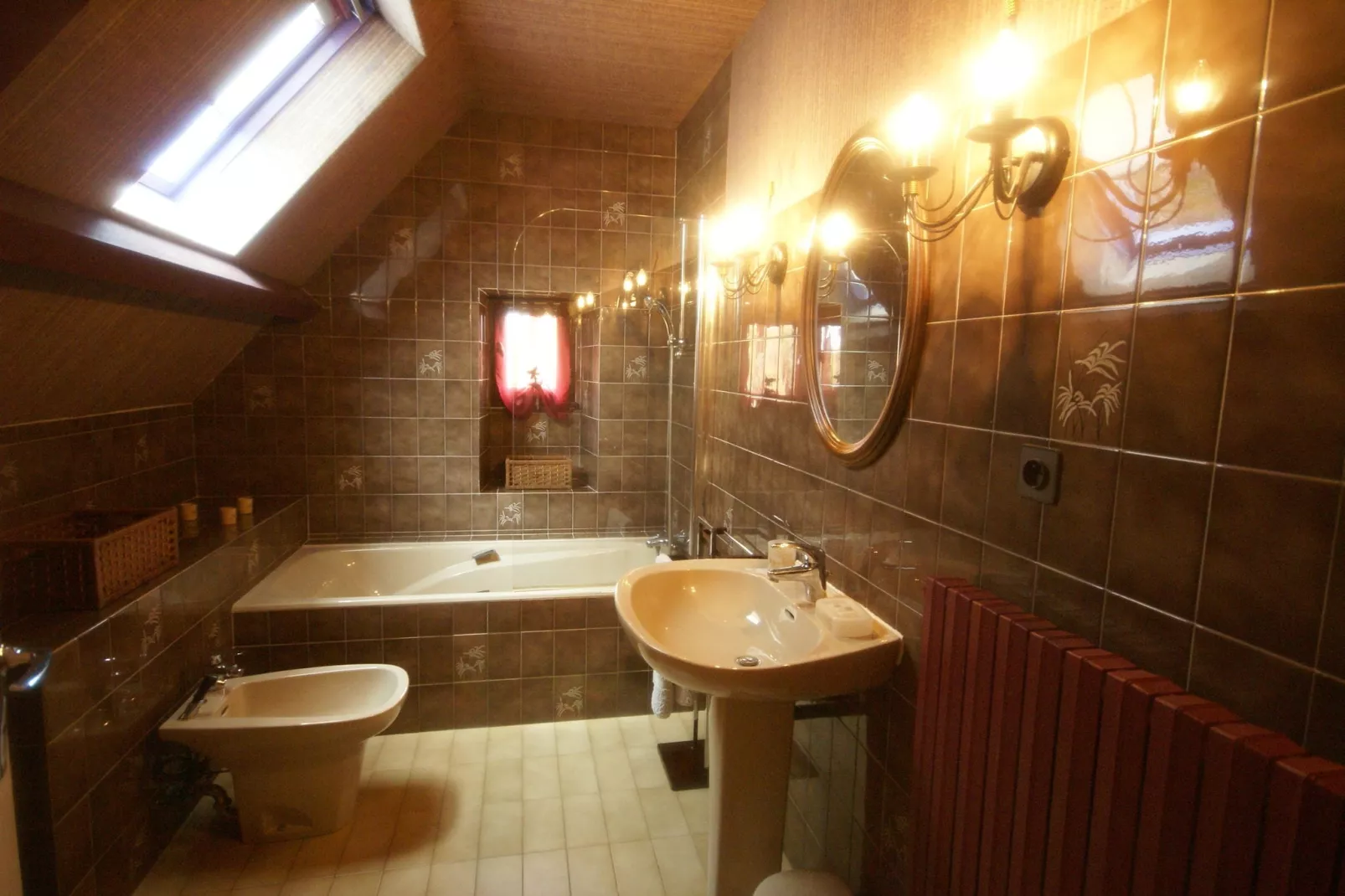 Muret-le-Château-Bathroom