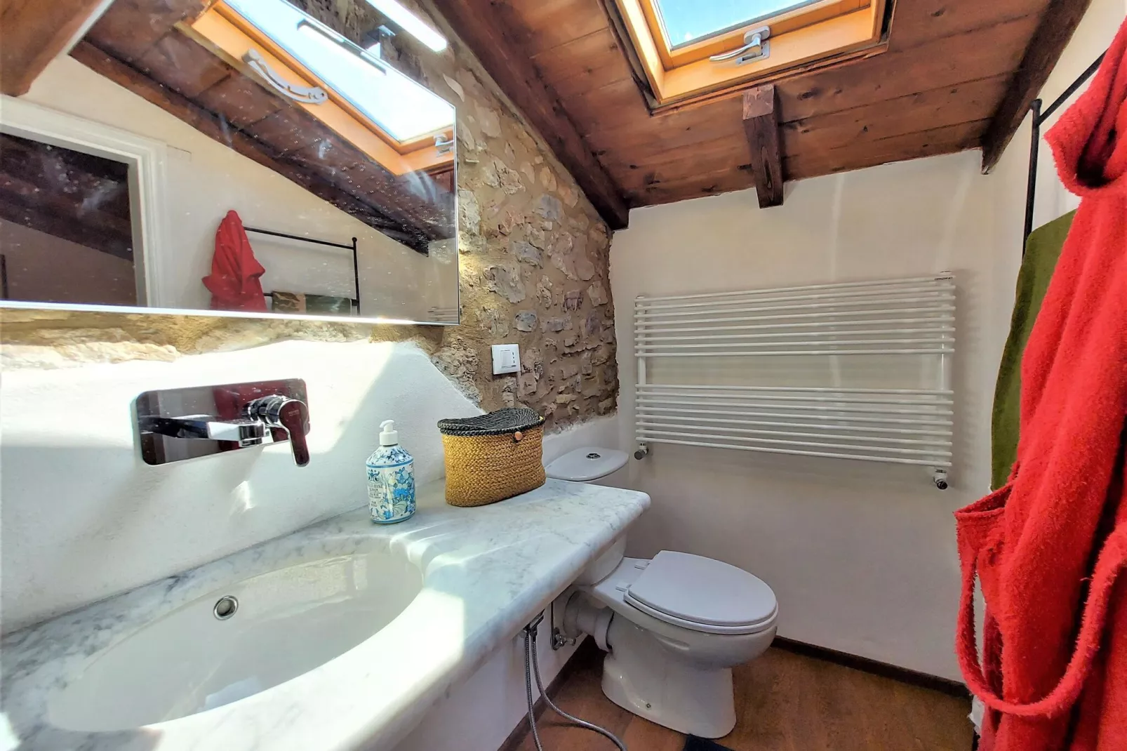 Casa Foce-Bathroom