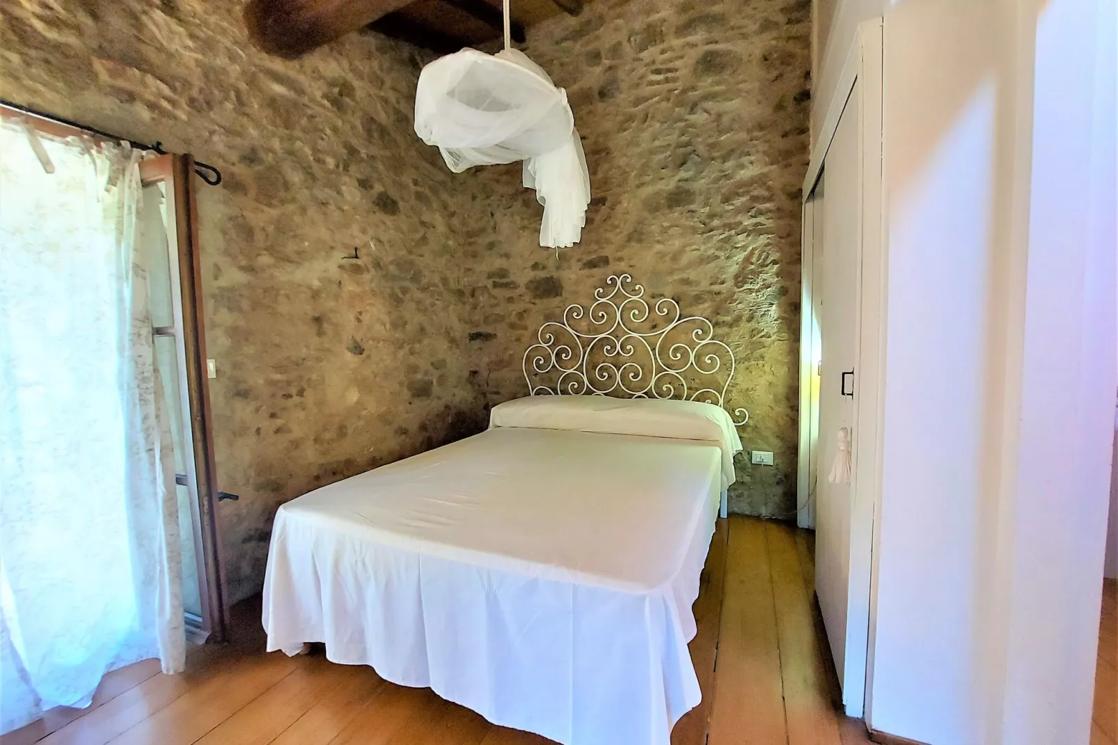 Casa Foce-Bedroom