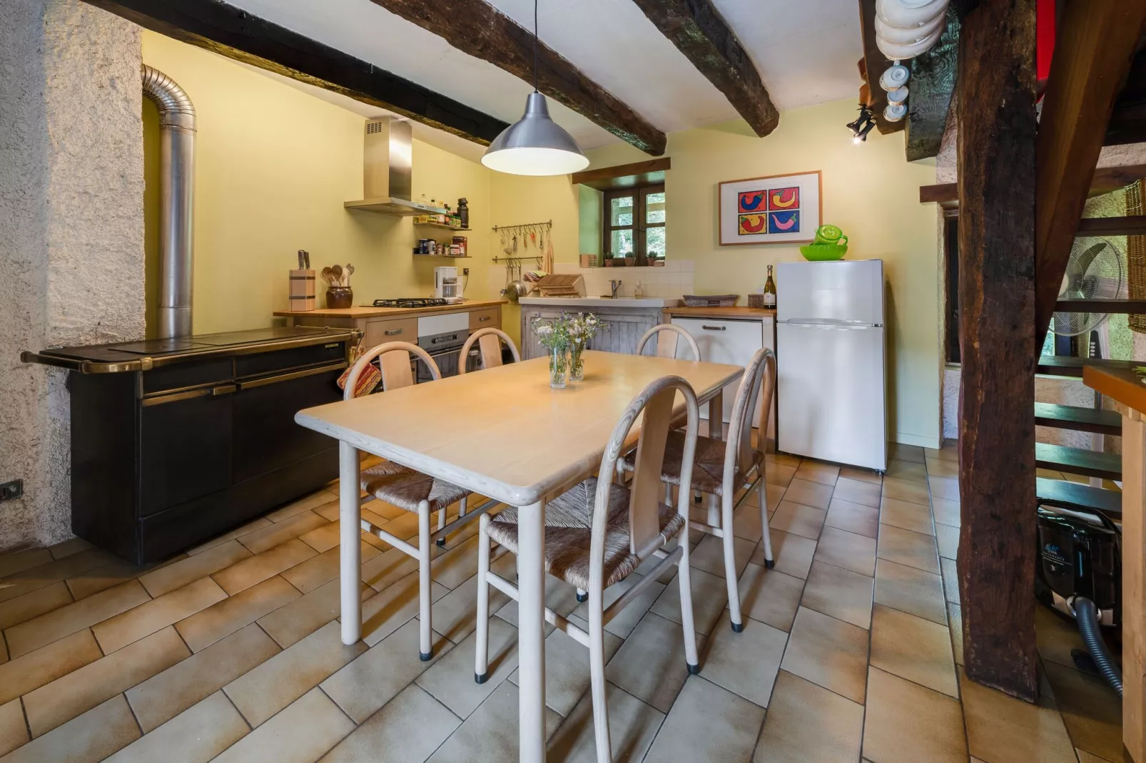 Moulin rivière et piscine-Kitchen