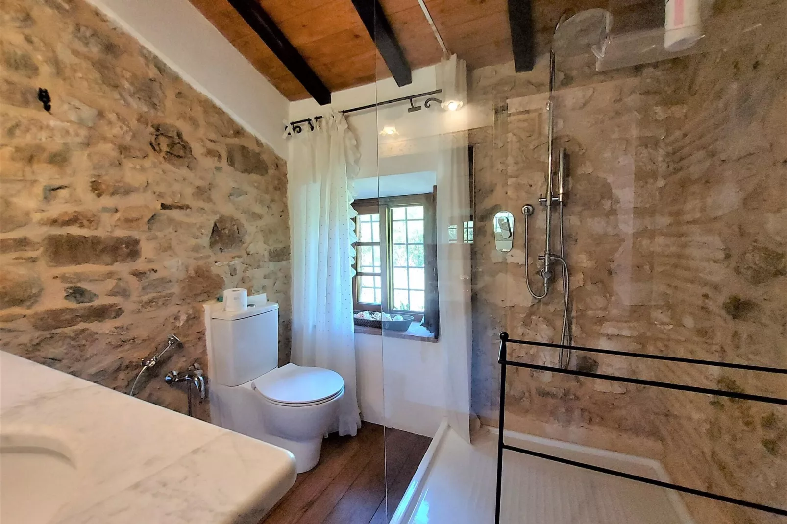 Casa Foce-Bathroom
