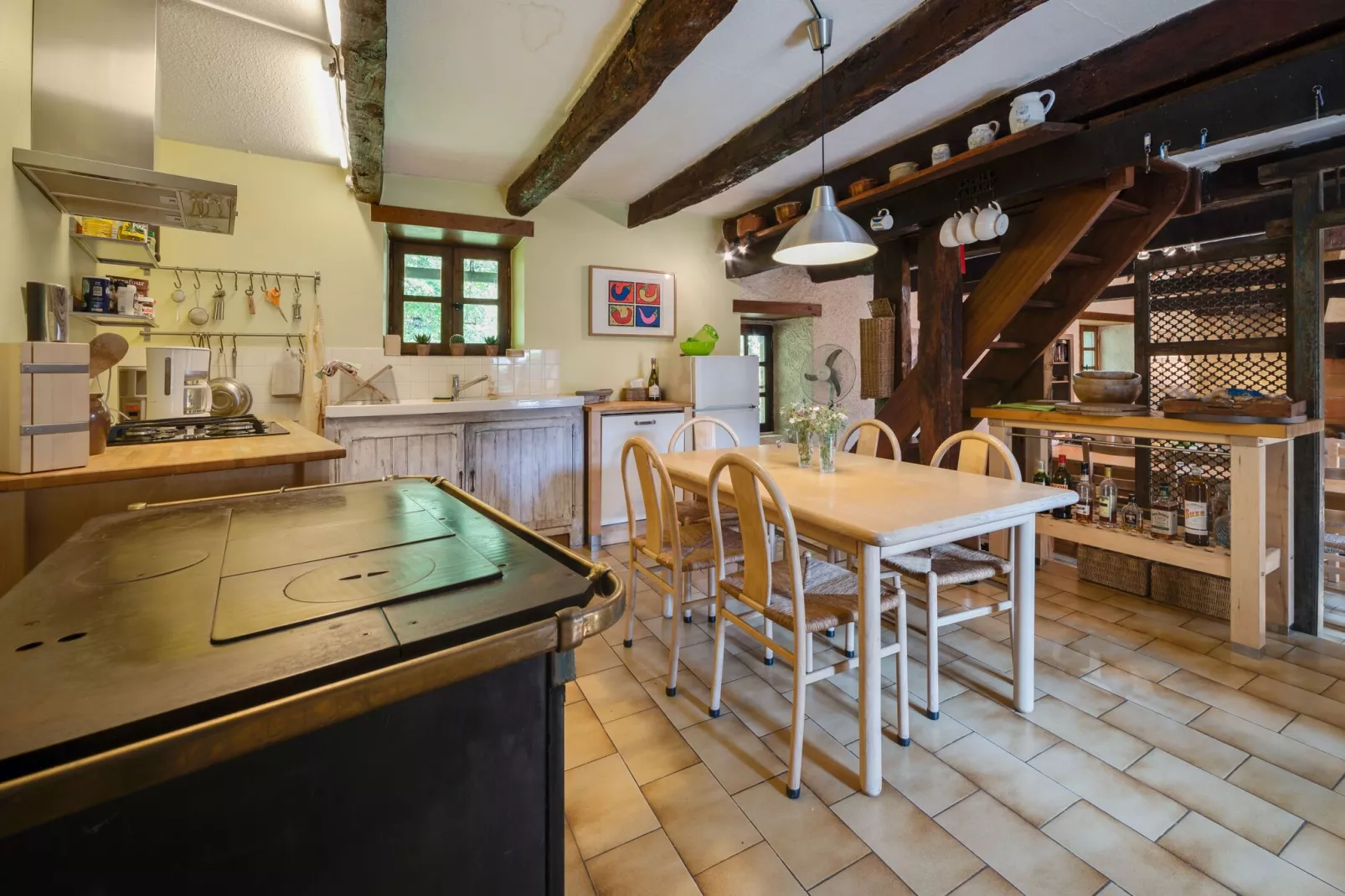 Moulin rivière et piscine-Kitchen