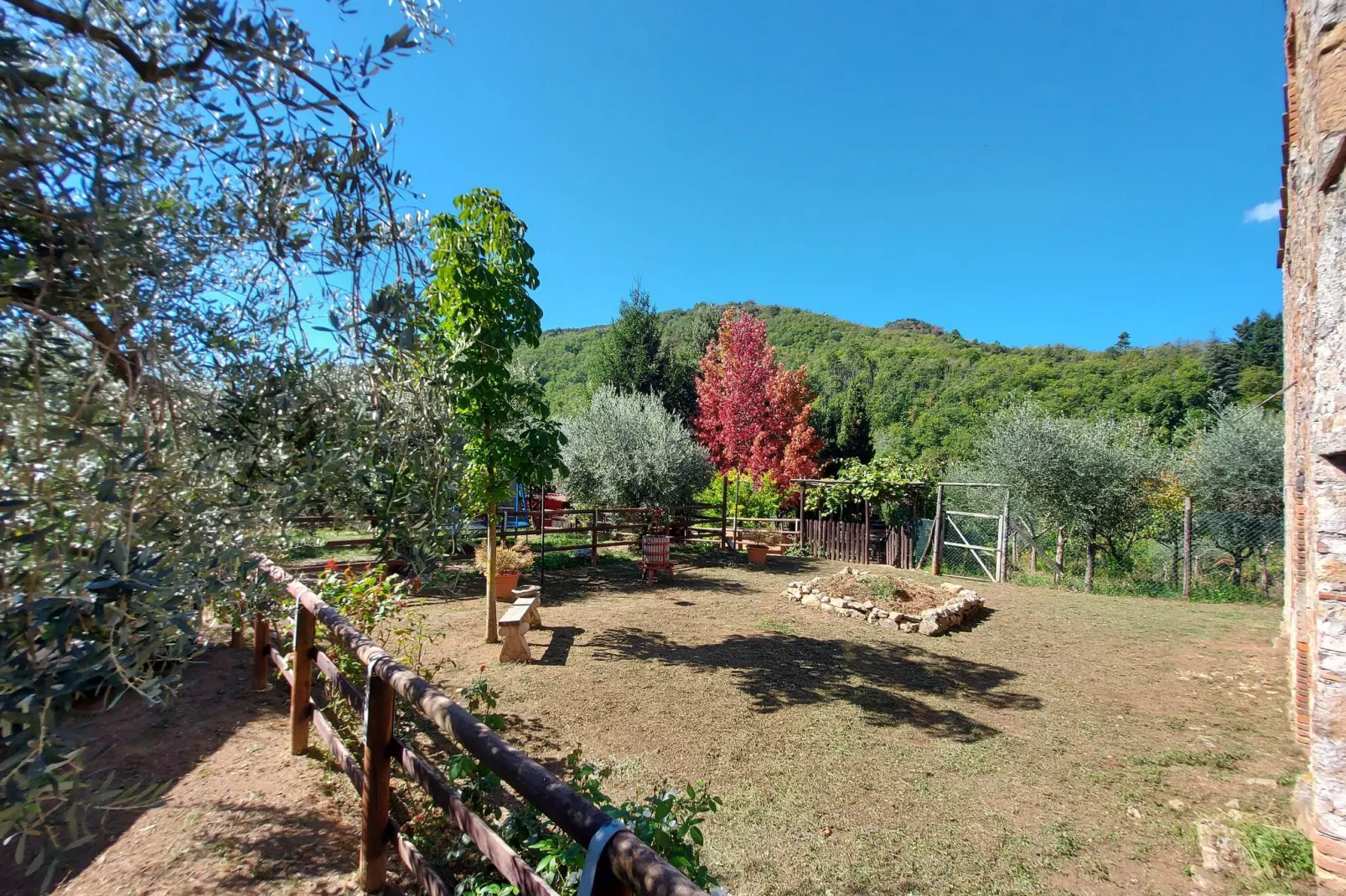 Casa Foce-Gardens summer