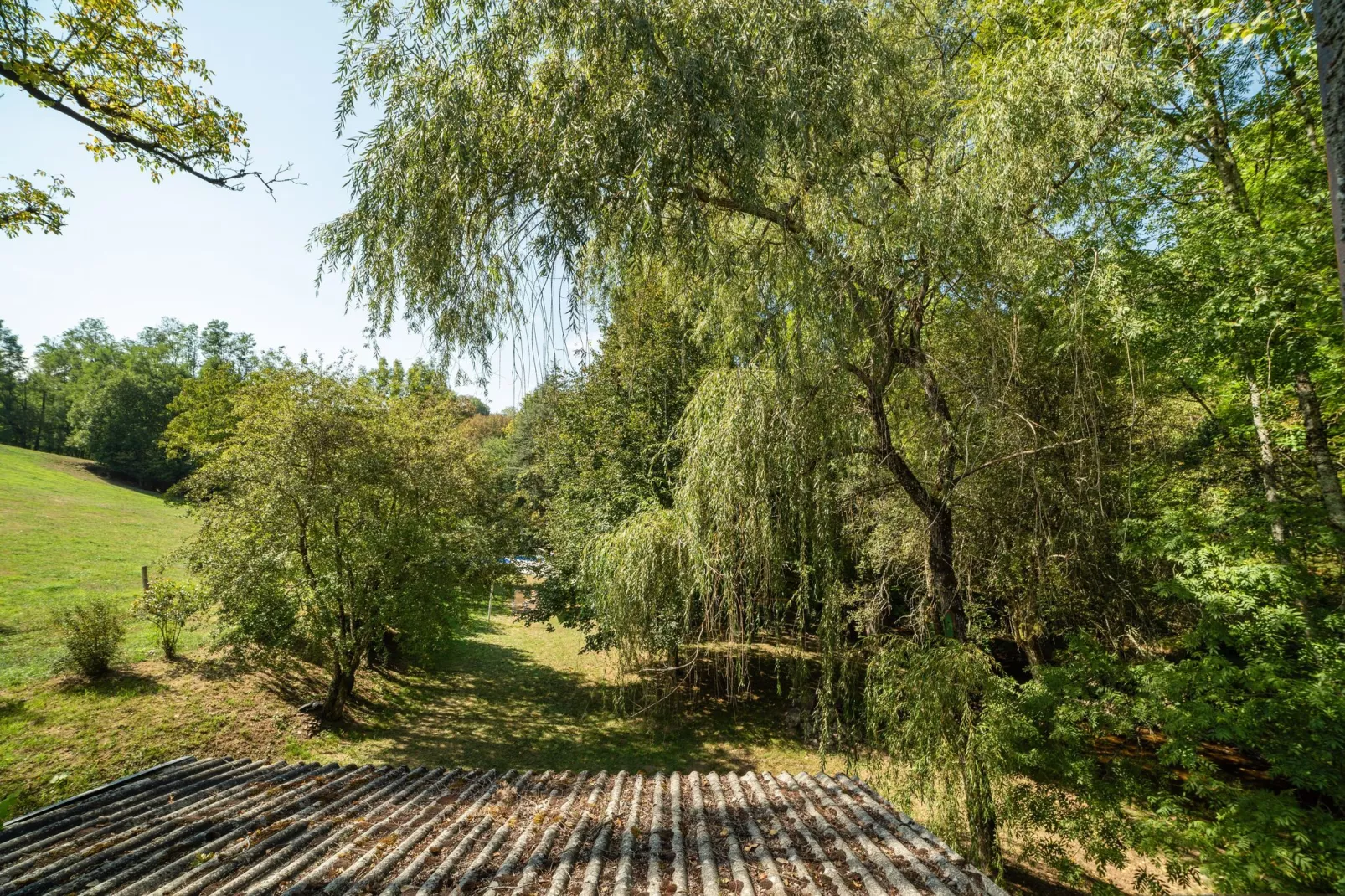 Moulin rivière et piscine-View summer