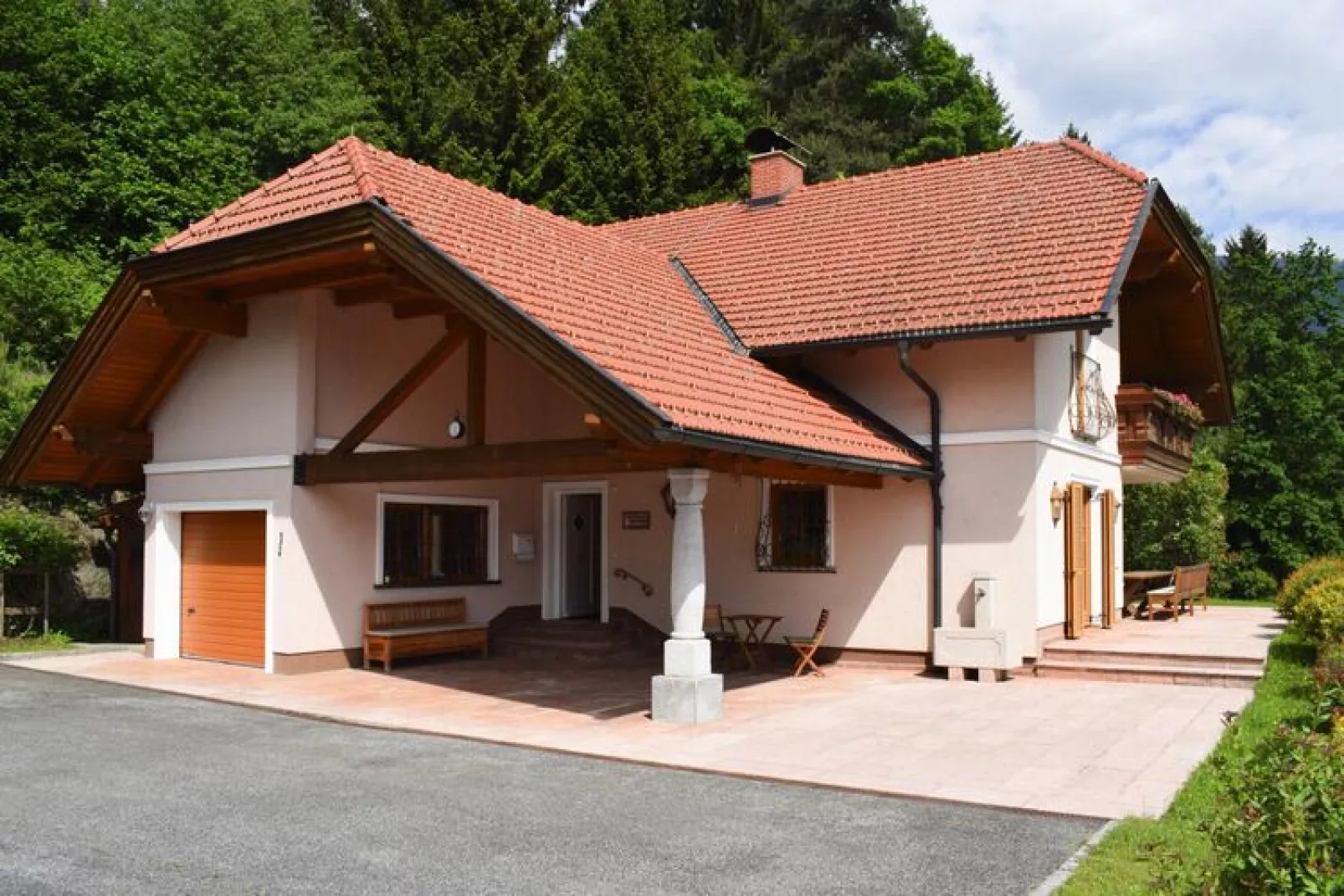 Landhaus Seeleiten-Außenbereich Sommer
