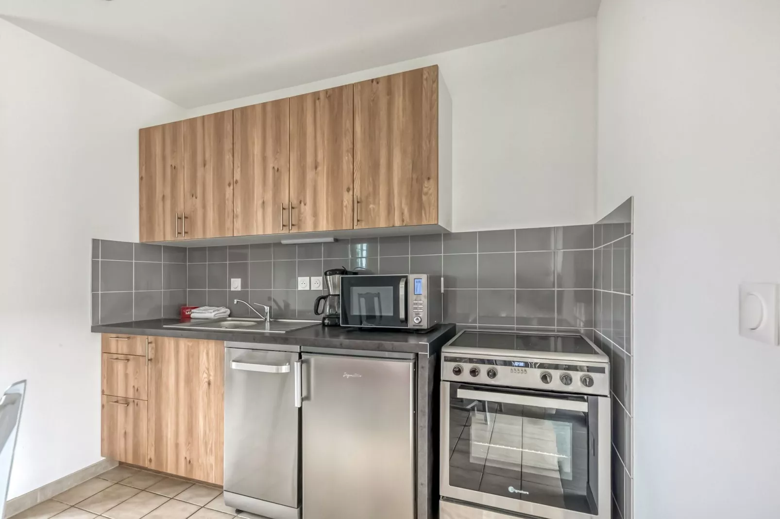 Nouvel Gîte pour 6 personnes à Tracy sur Mer-Kitchen