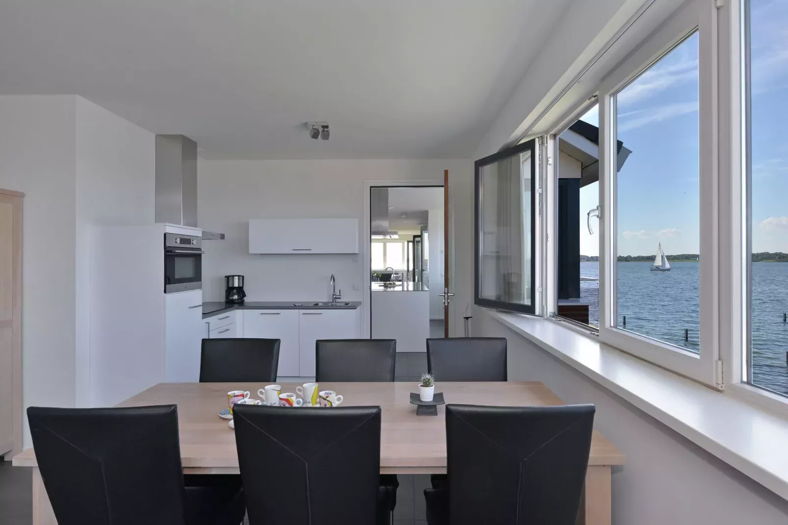 Penthouse XXL 4ab-Salle à manger