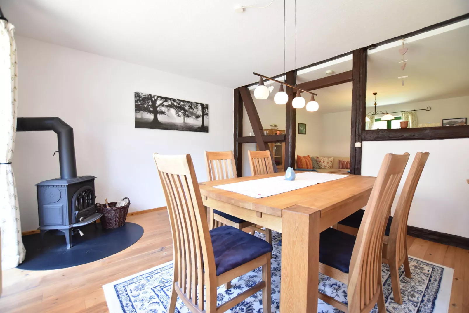 Greta-Living room