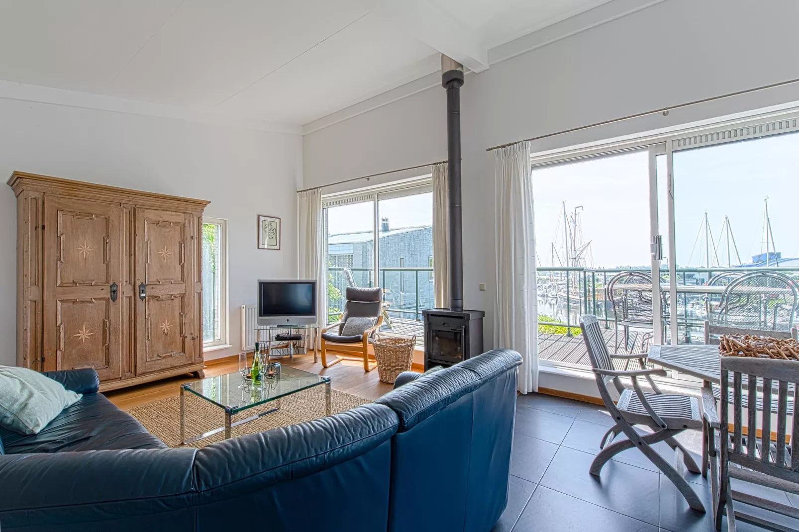 Veerdam 42-Living room
