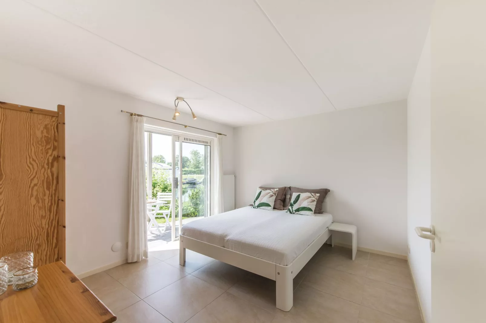 Veerdam 42-Bedroom