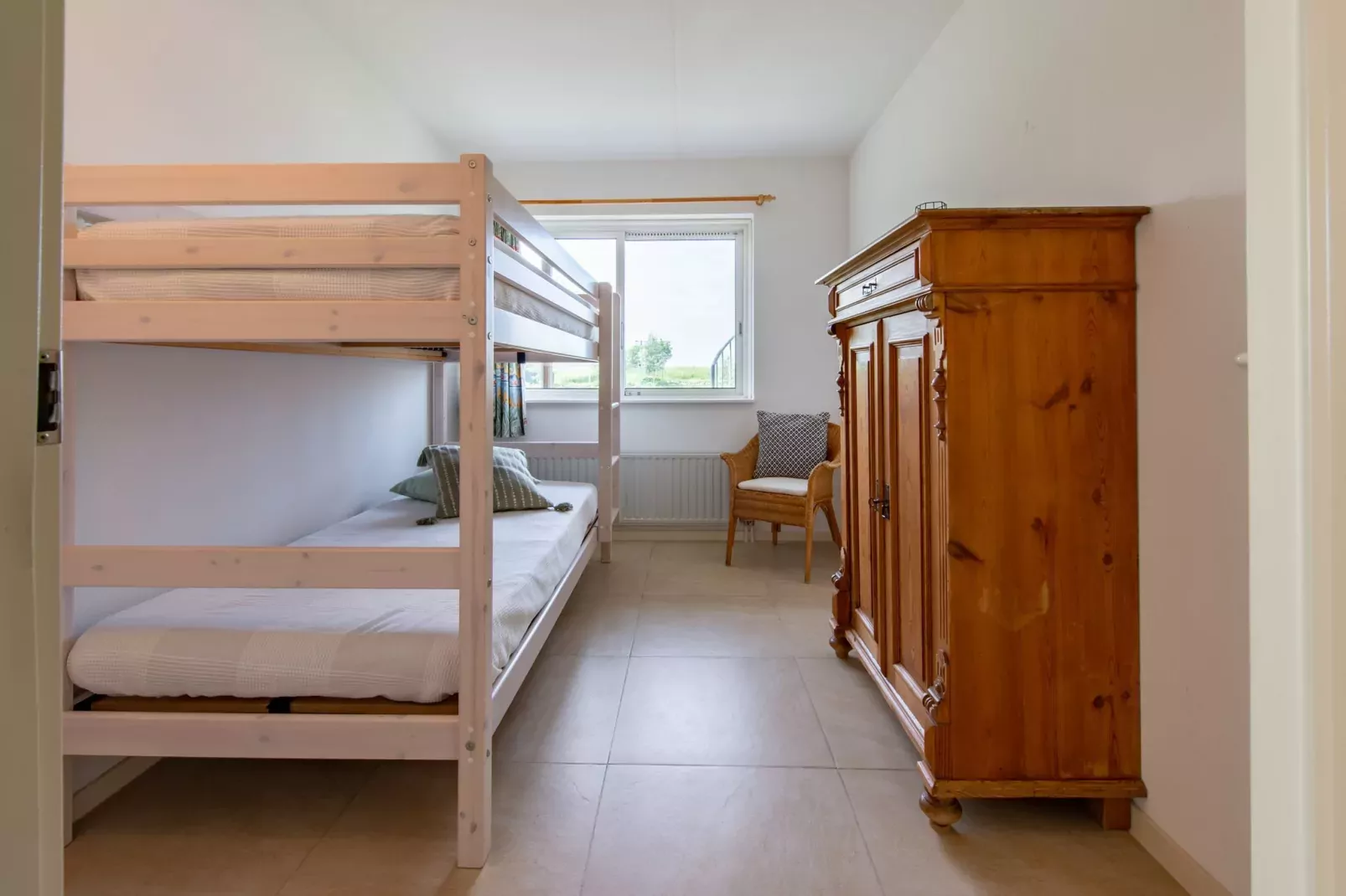 Veerdam 42-Bedroom