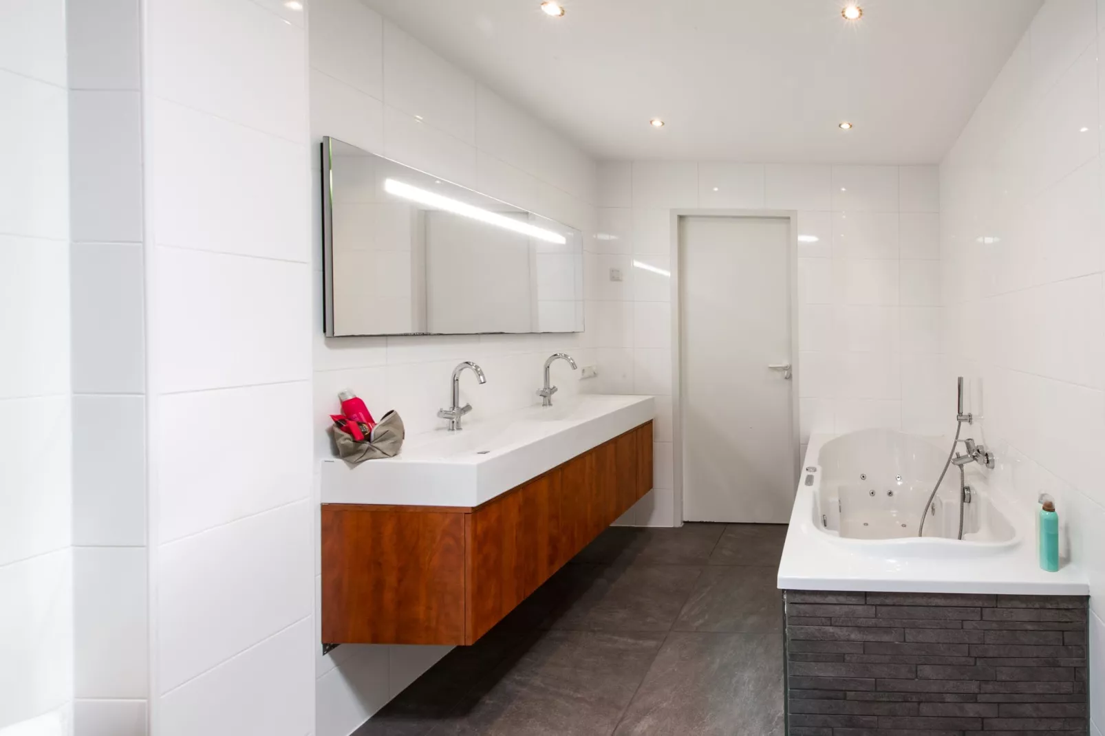 Veerdam 42-Bathroom