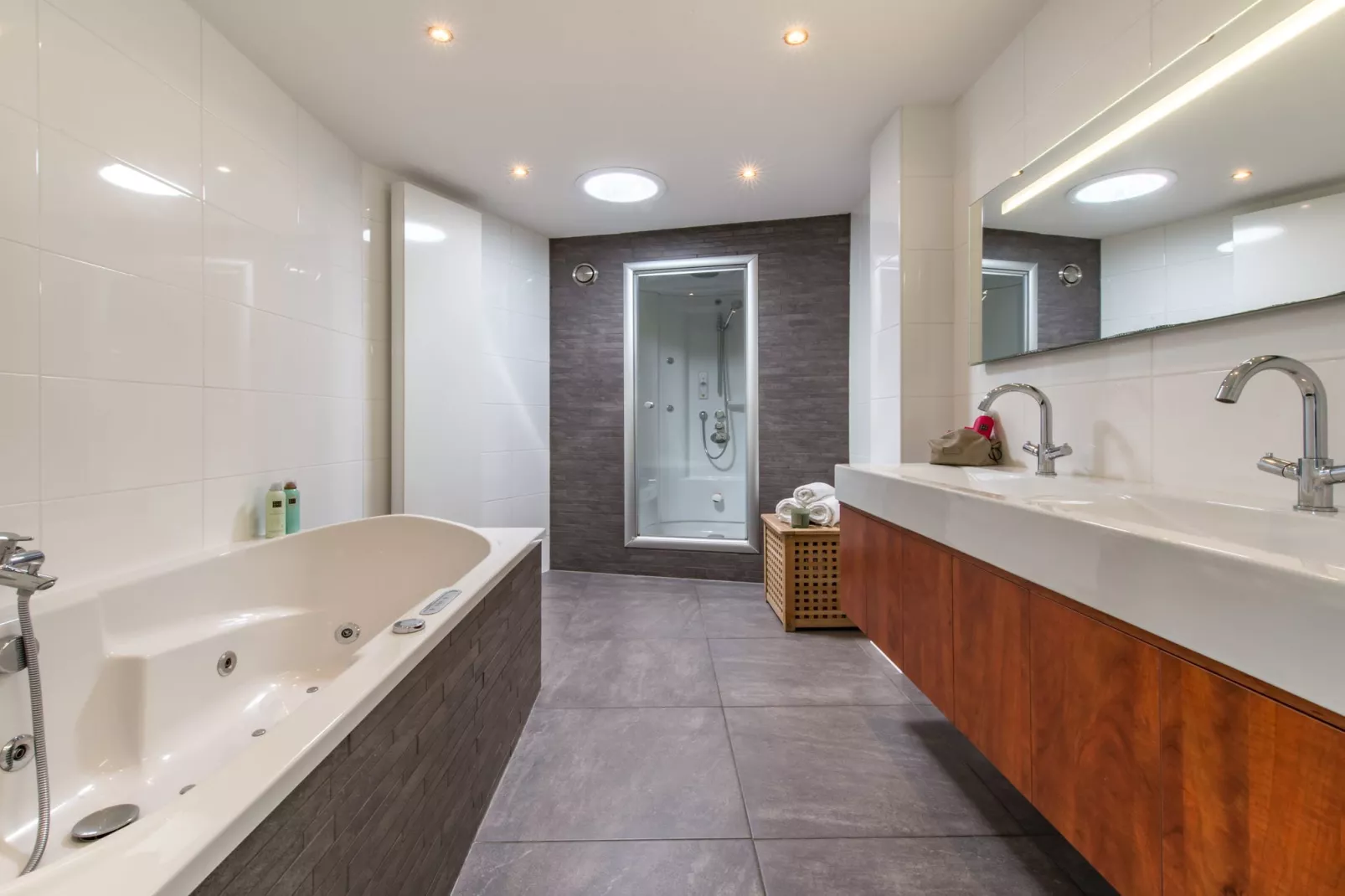 Veerdam 42-Bathroom