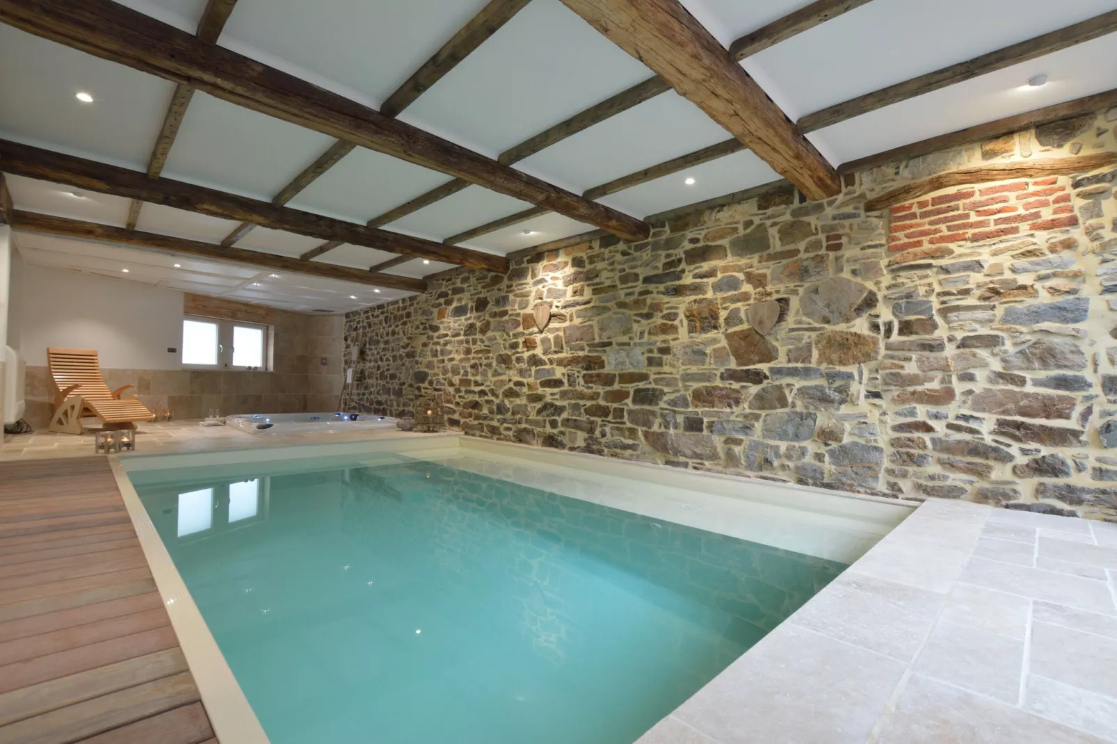Vert Buisson-Pool