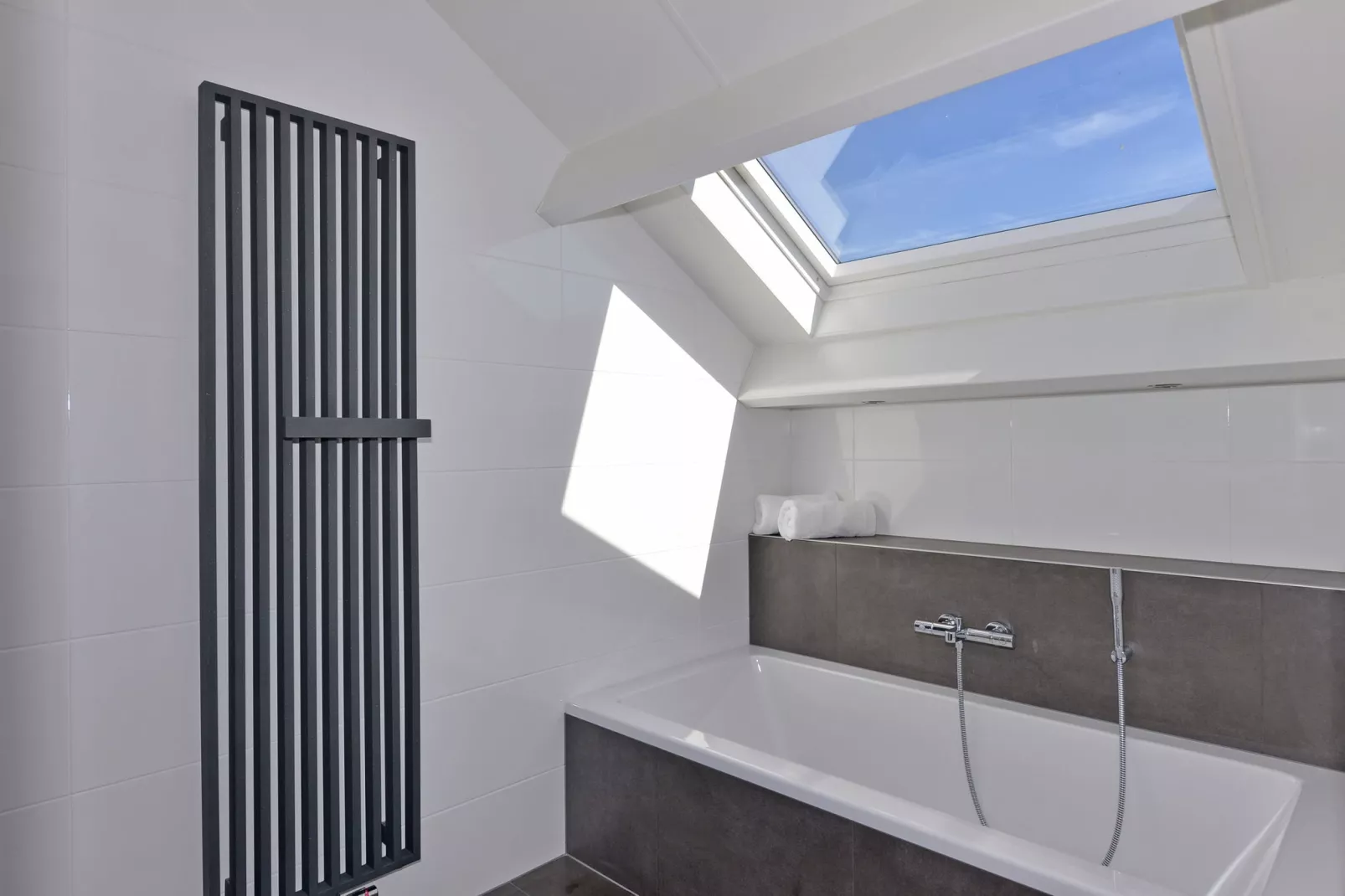 Appartement 4b - Schotsman Watersport-Bathroom