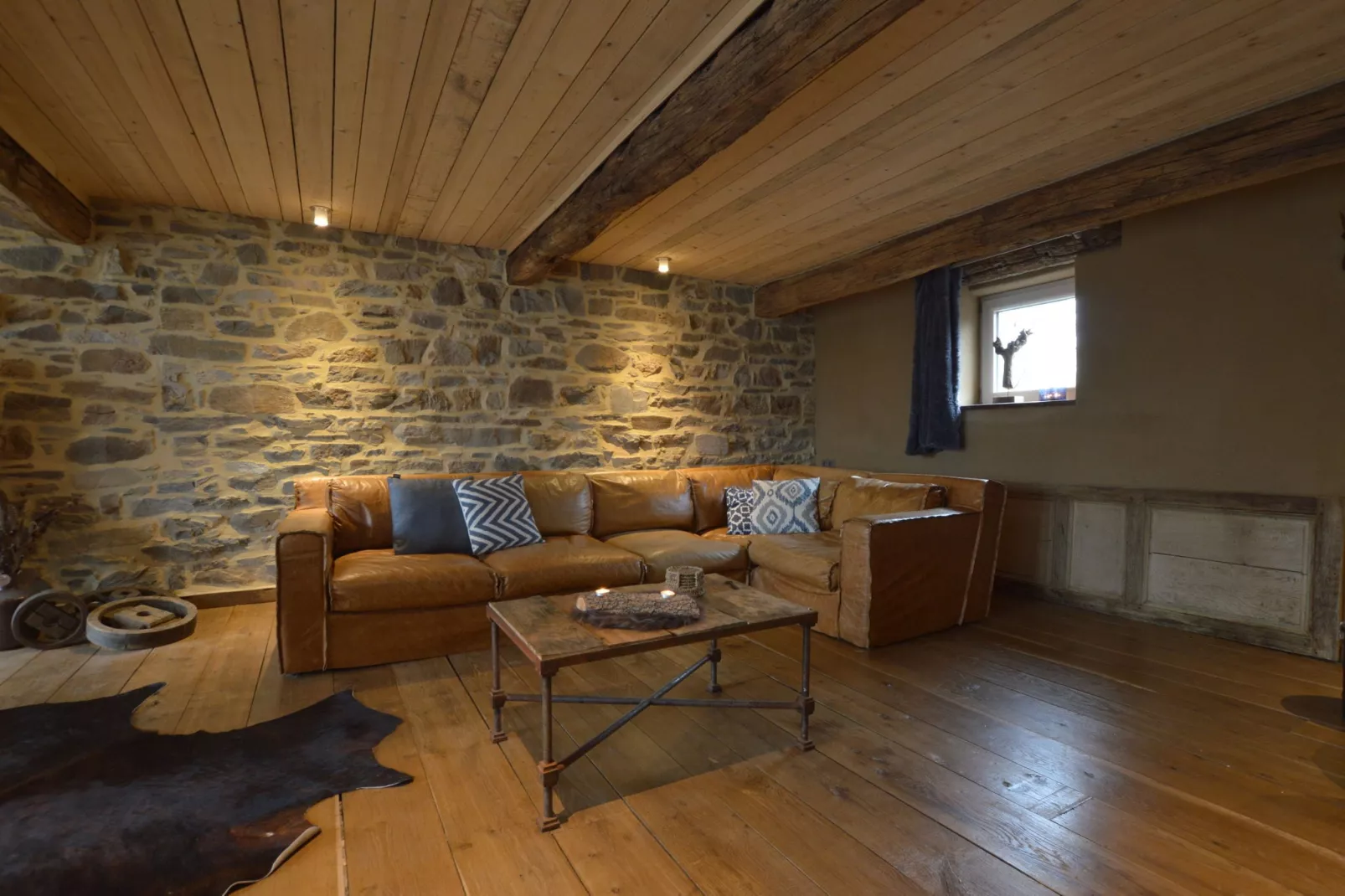 Vert Buisson-Living room