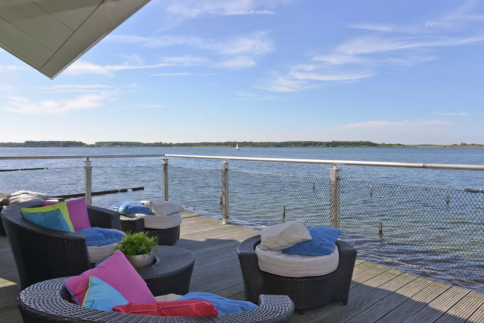Penthouse 4a - De Schotsman Watersport-Terrace balcony