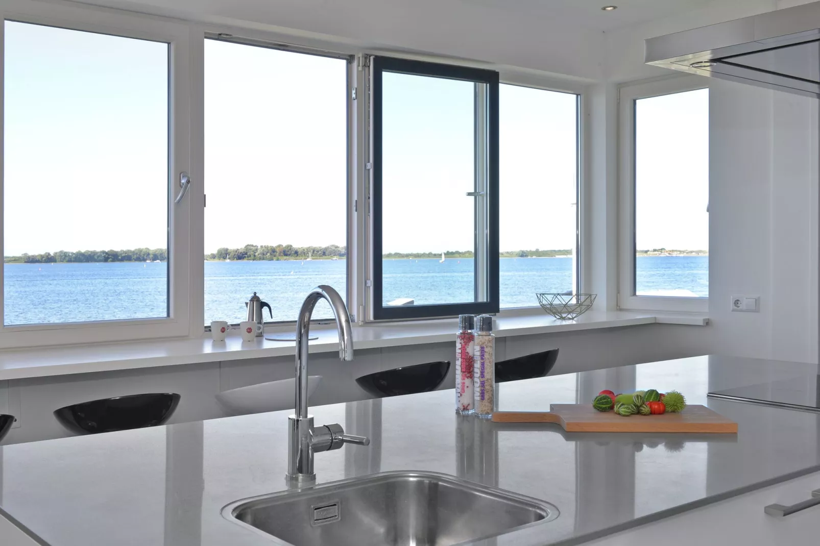 Penthouse 4a - De Schotsman Watersport-Kitchen