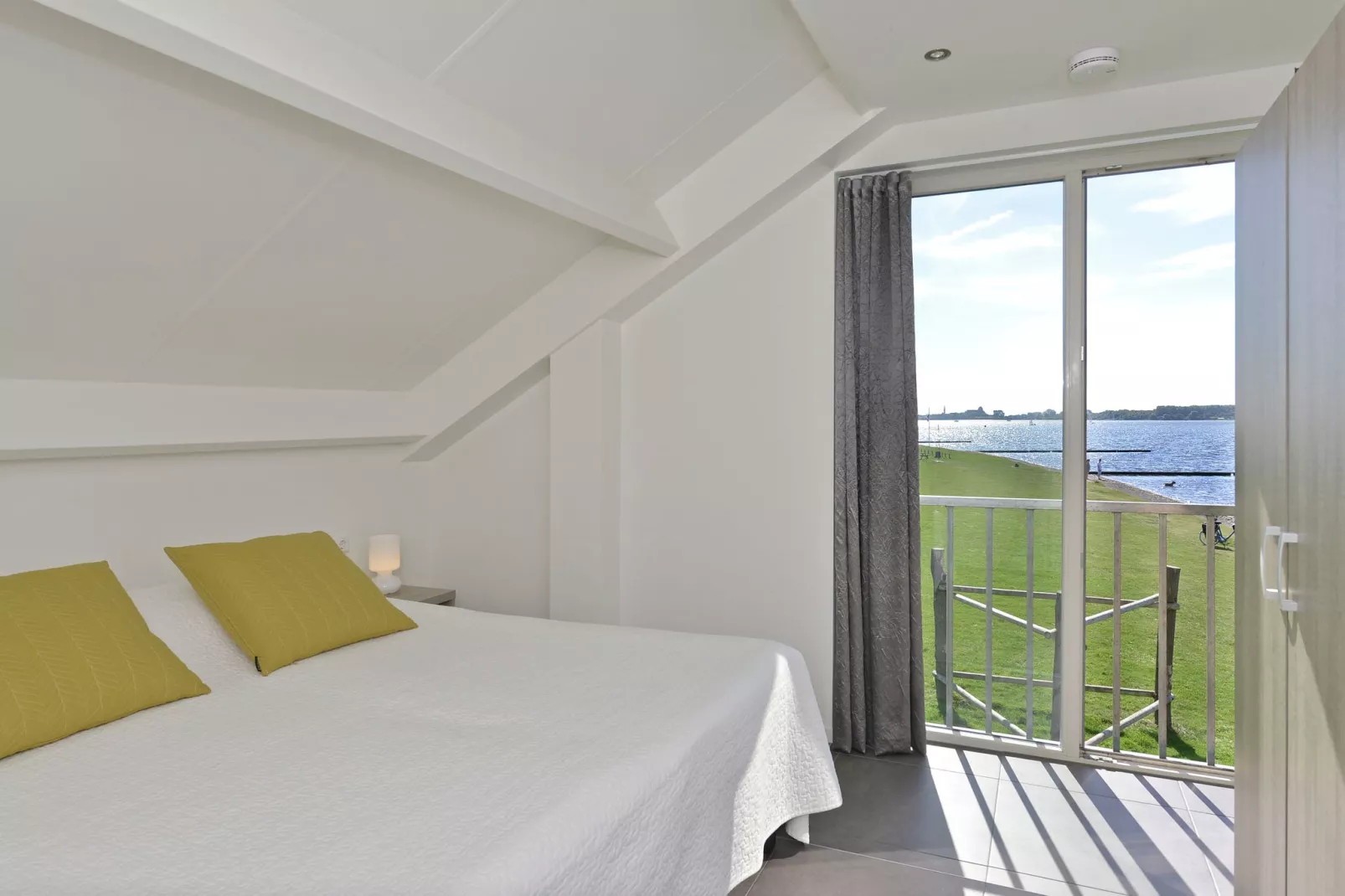 Penthouse 4a - De Schotsman Watersport-Bedroom