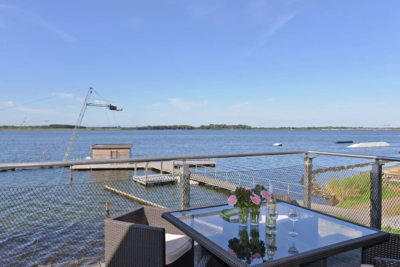 Penthouse 4a - De Schotsman Watersport-Terrace balcony