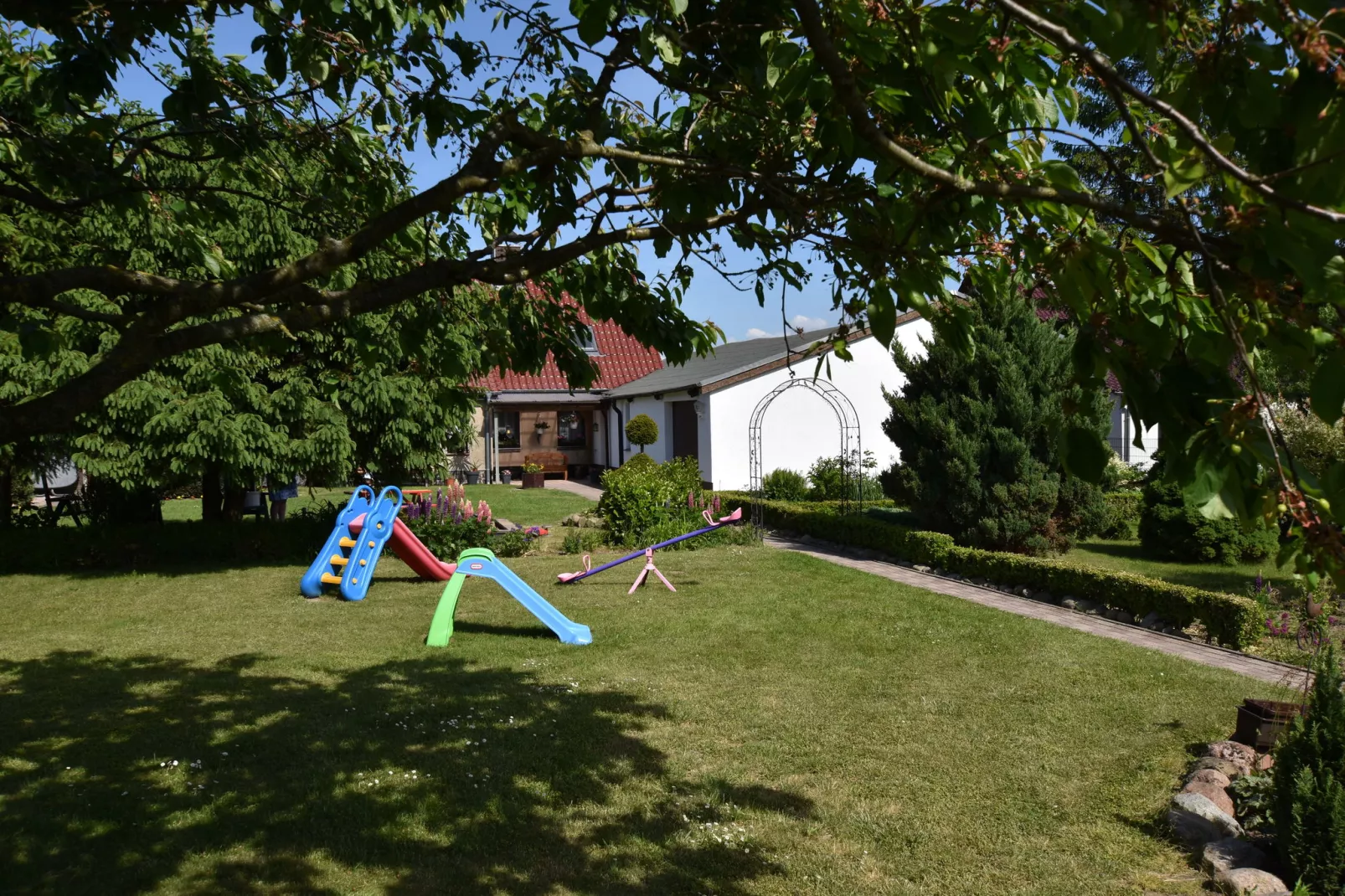 Kinderparadies nahe Insel Poel-Gardens summer