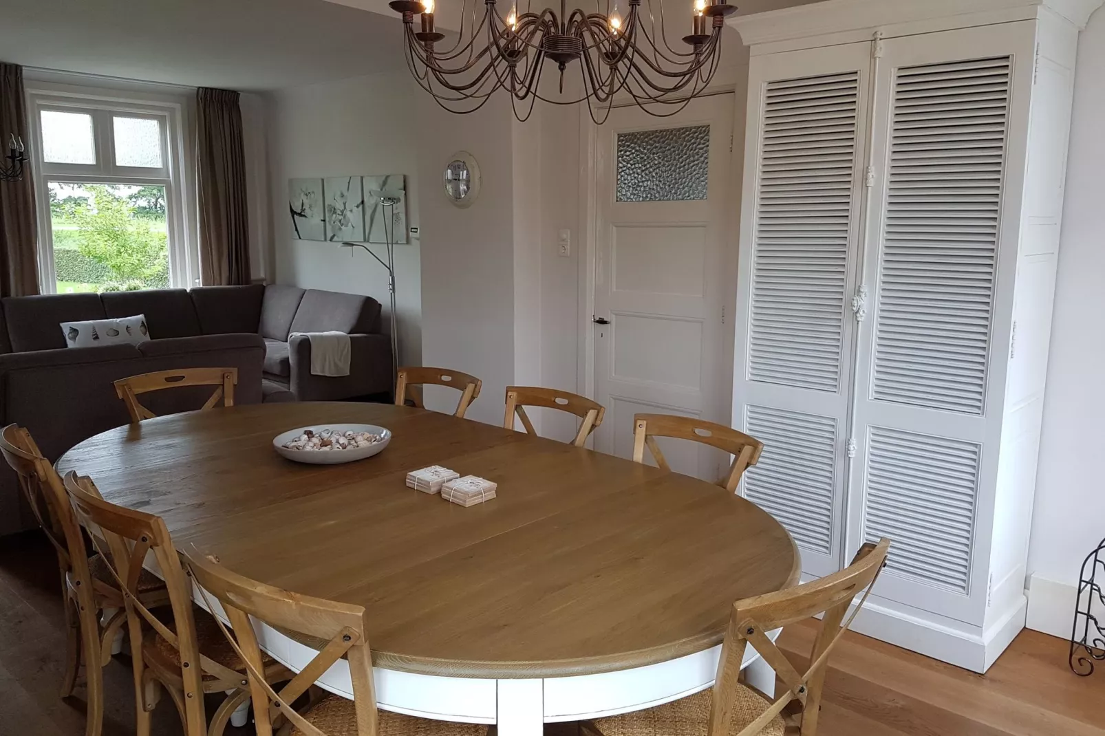 Hof van IJzendijke-Living room