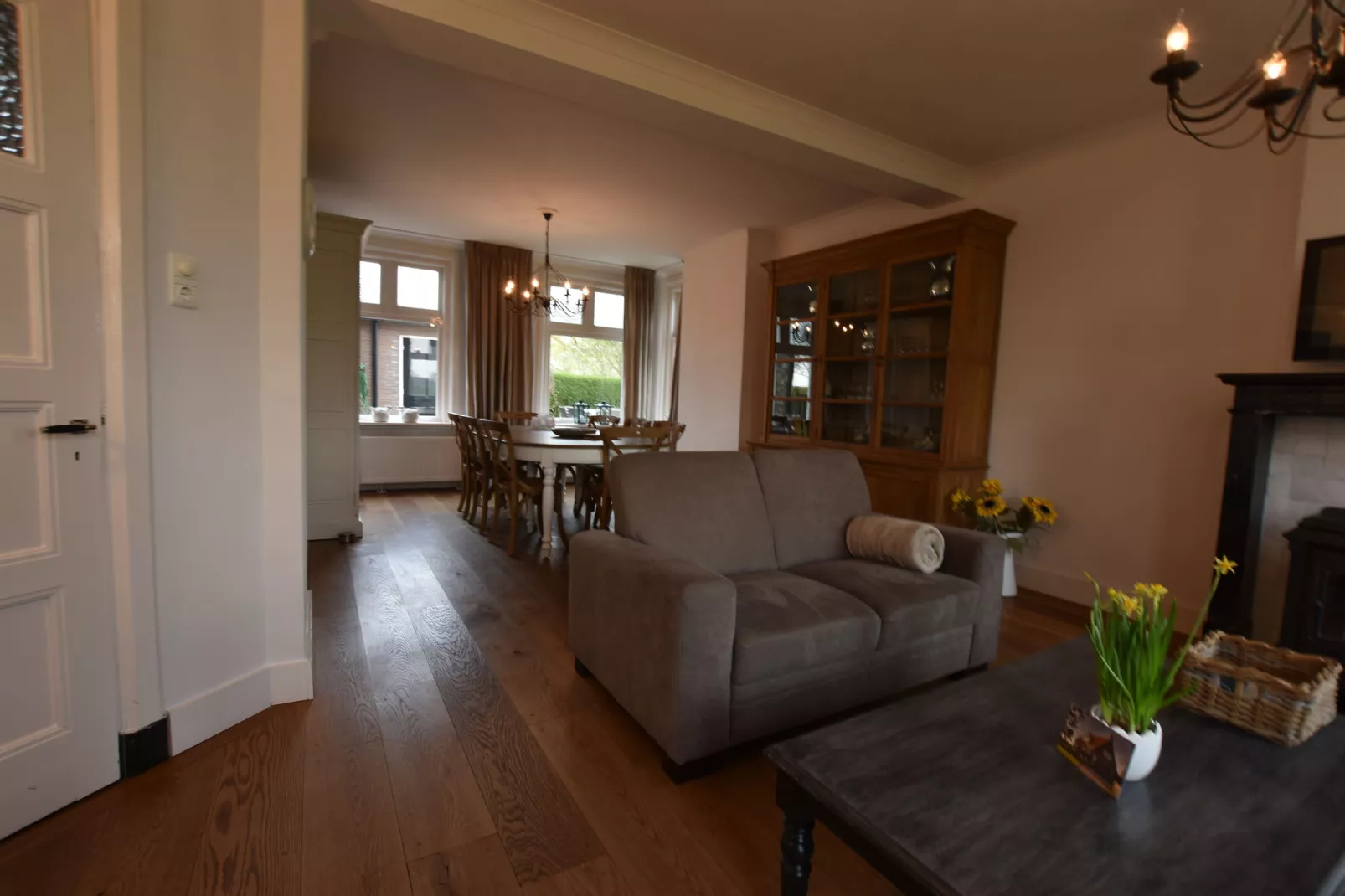 Hof van IJzendijke-Living room
