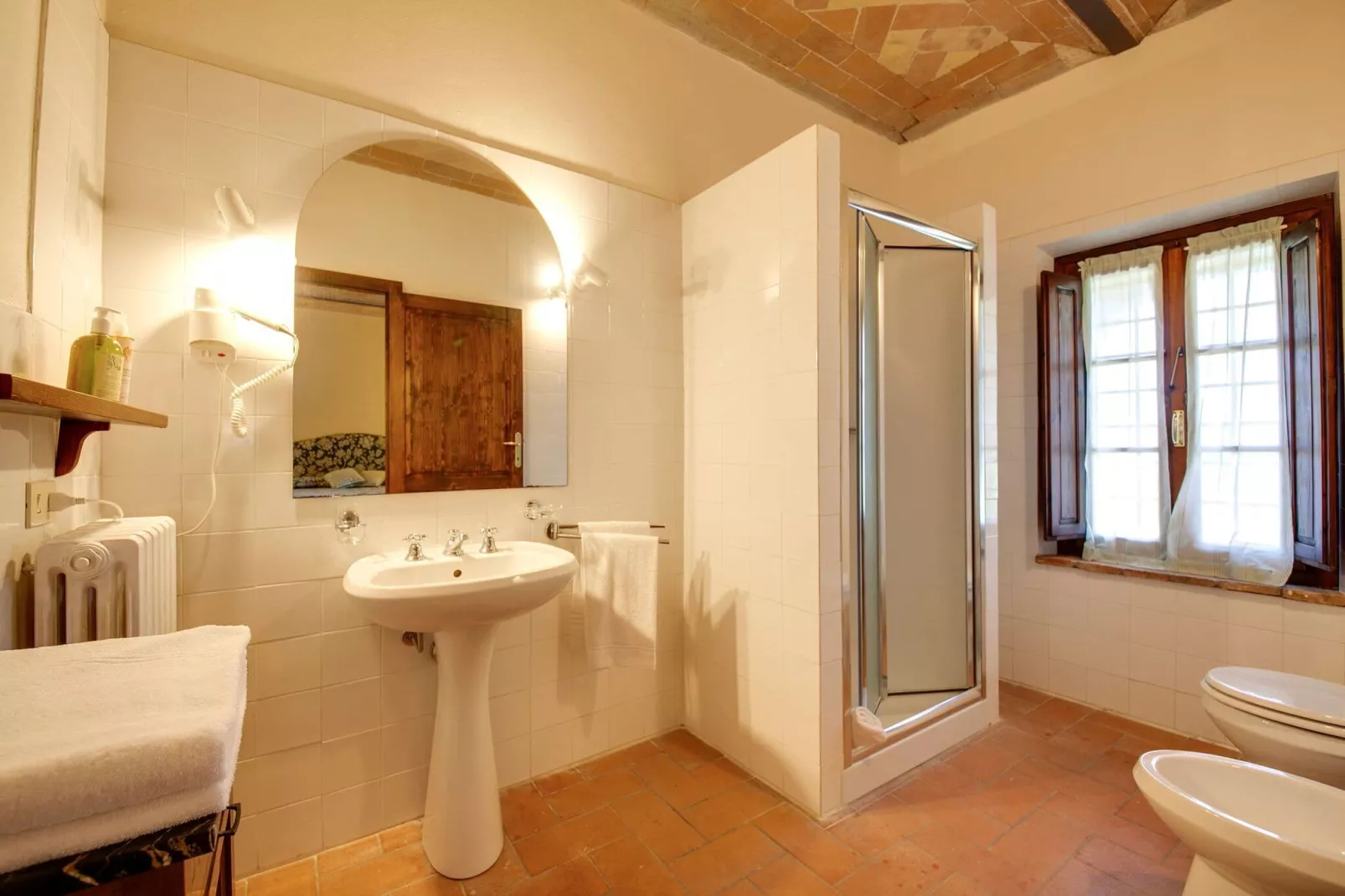 Nantia-Bathroom