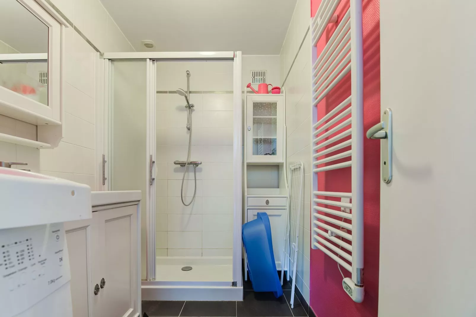 Le Clos Surcouf-Bathroom