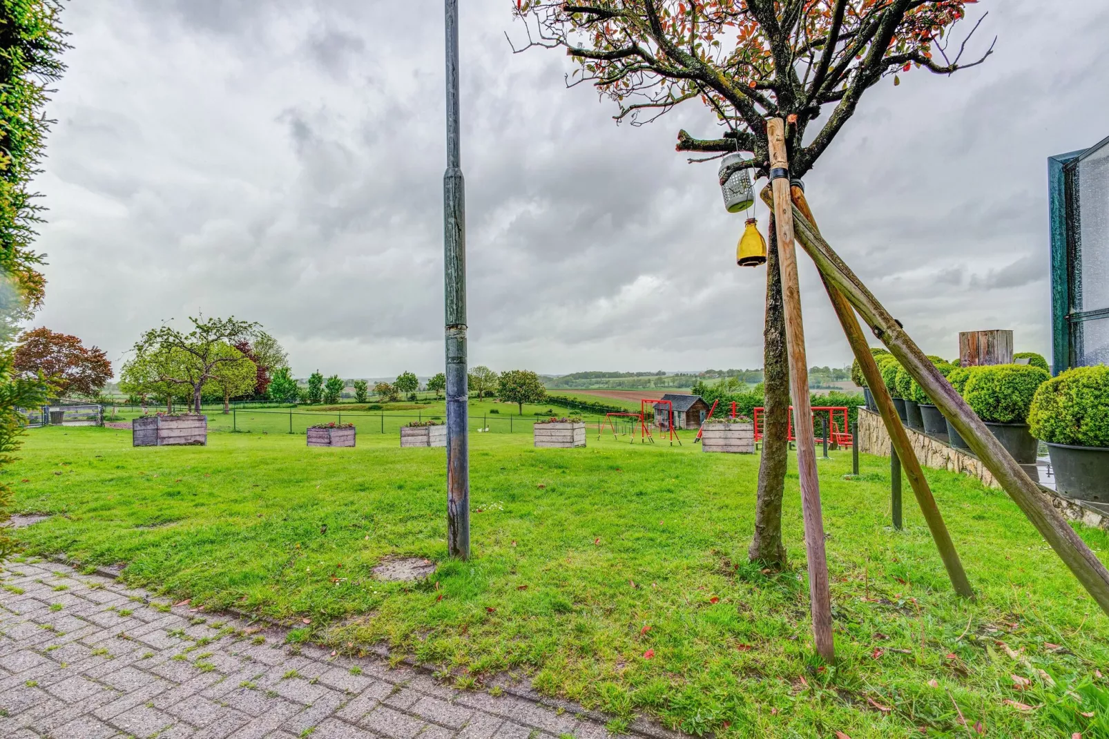 Valleyview Cottages - NR12-View summer