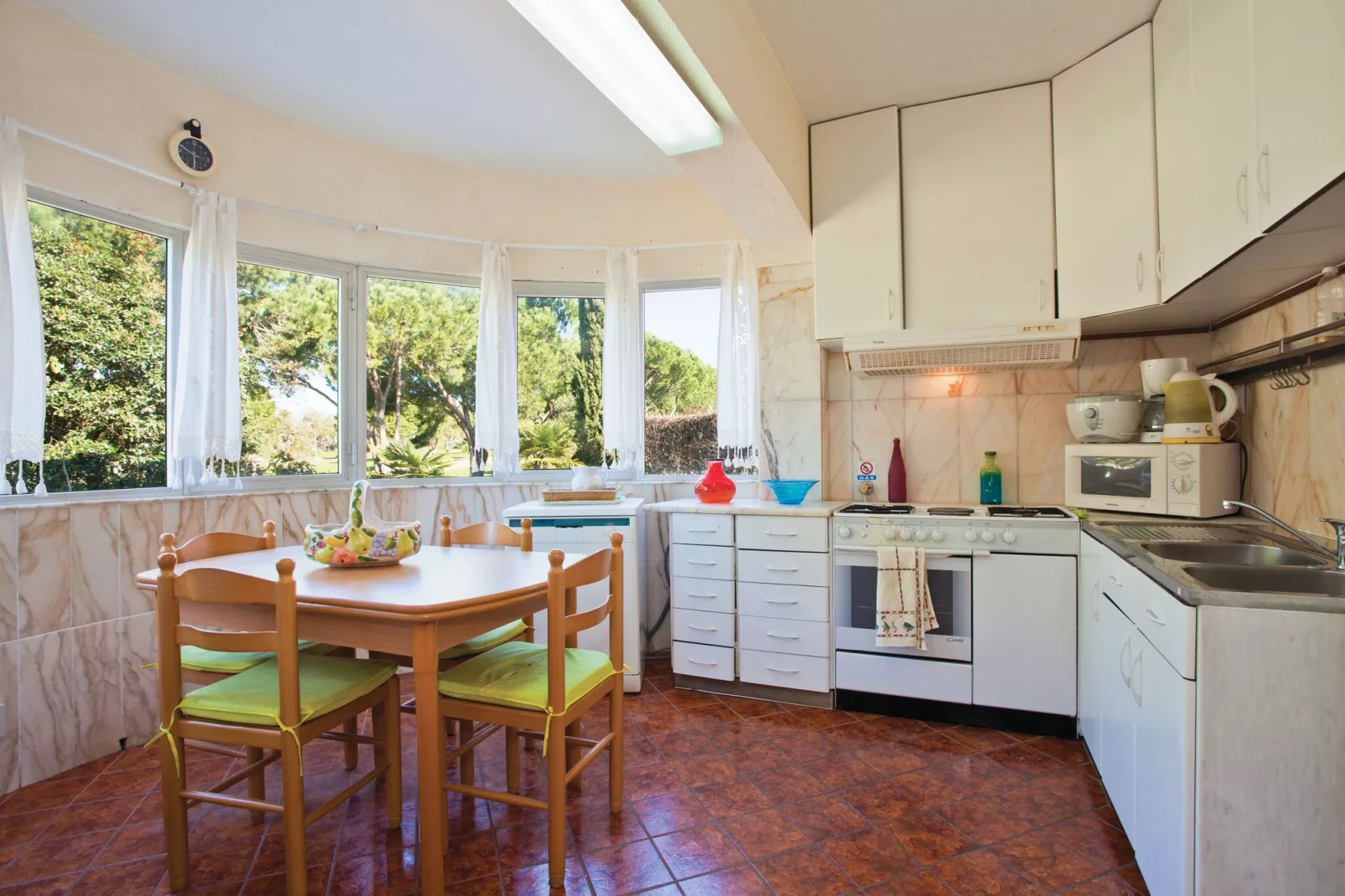 Carina-Kitchen