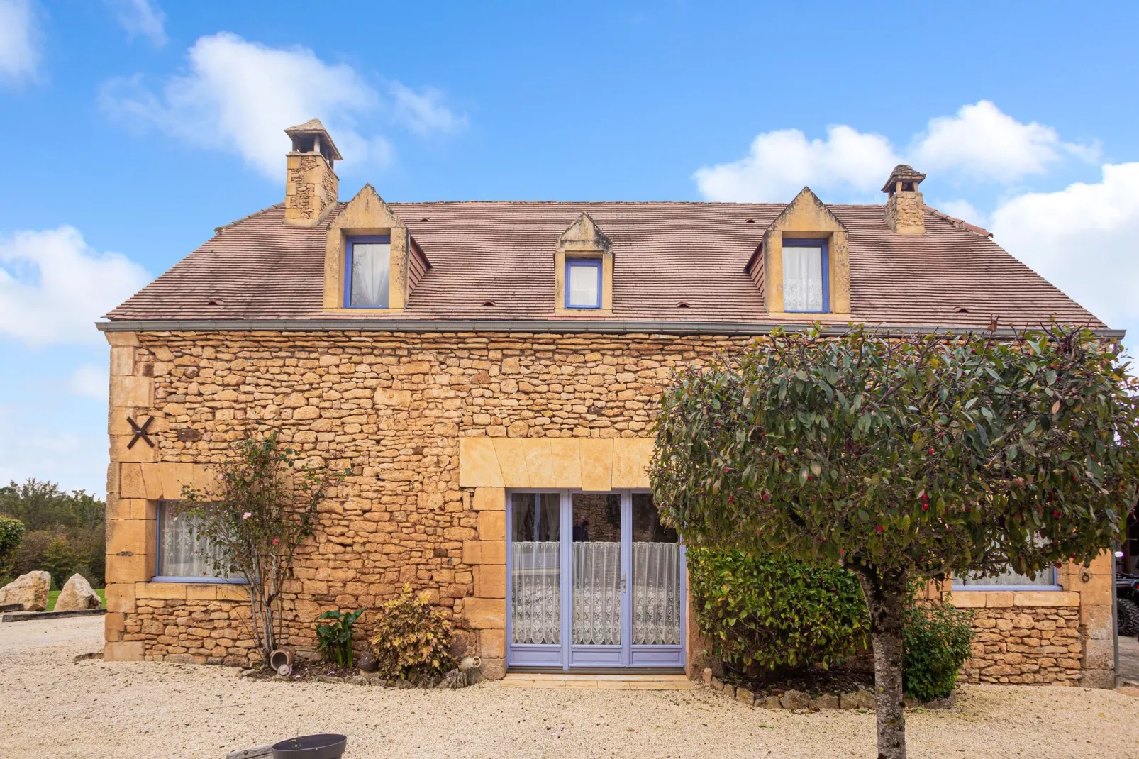 Maison de vacances Les Eyzies de Tayac Meyrals-Außenbereich Sommer