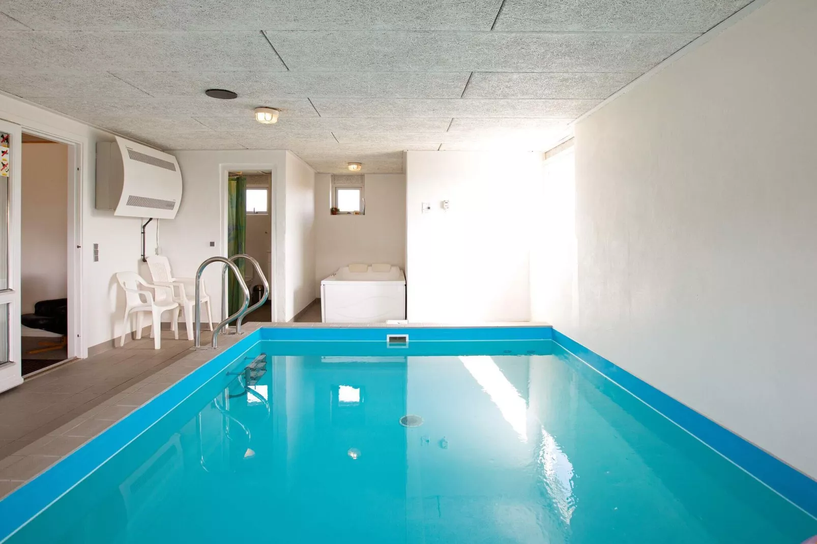 Energy-Efficient Retreat - By Traum Ferienwohnungen-Swimming pool