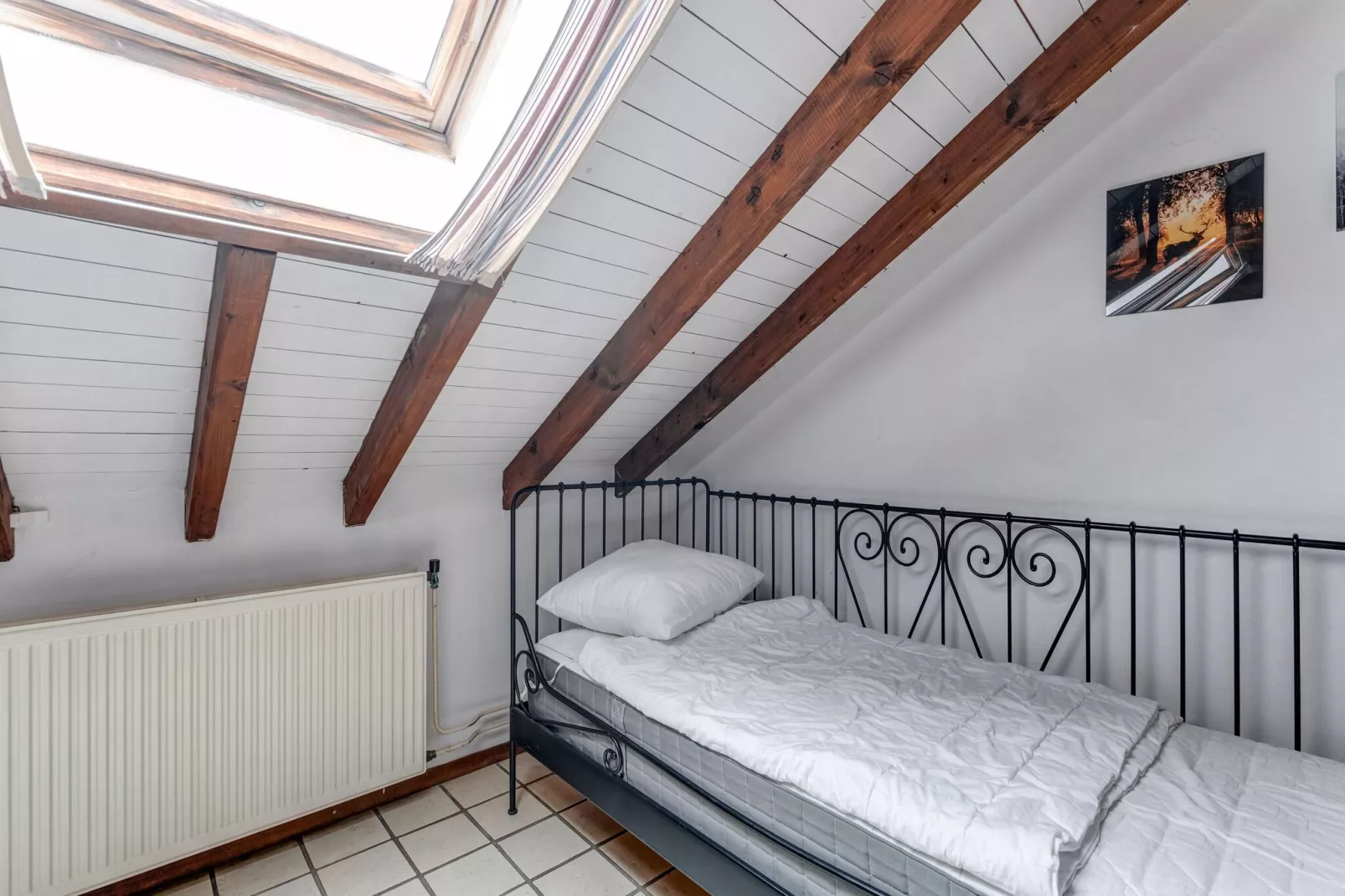 Valleyview Cottages - NR13-Bedroom