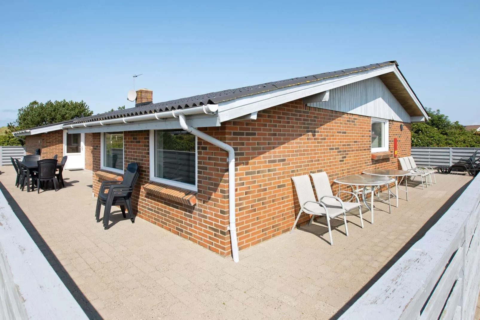 Energy-Efficient Retreat - By Traum Ferienwohnungen-View