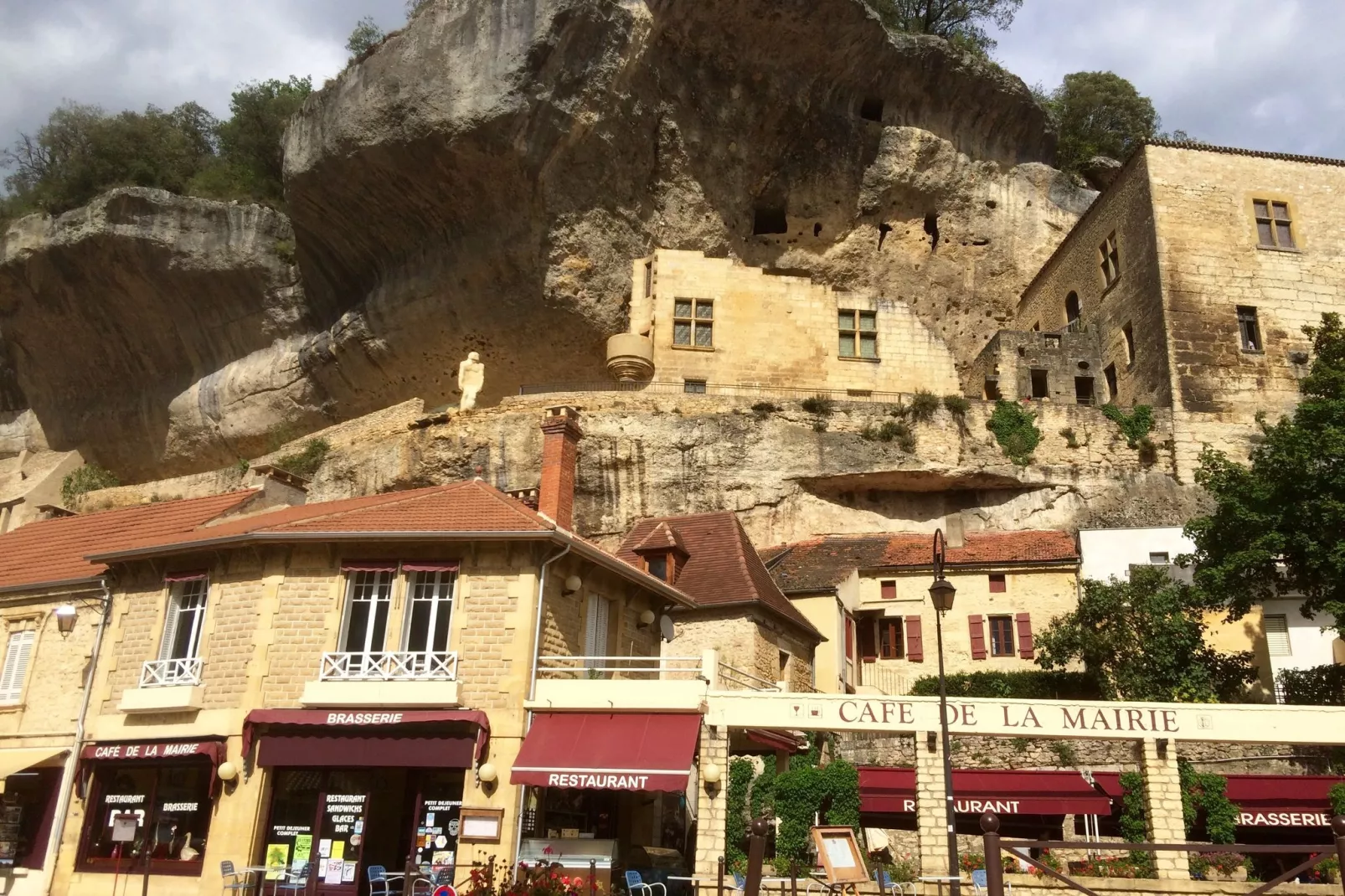 Le Clos du Rocher 1-Areas summer 20km