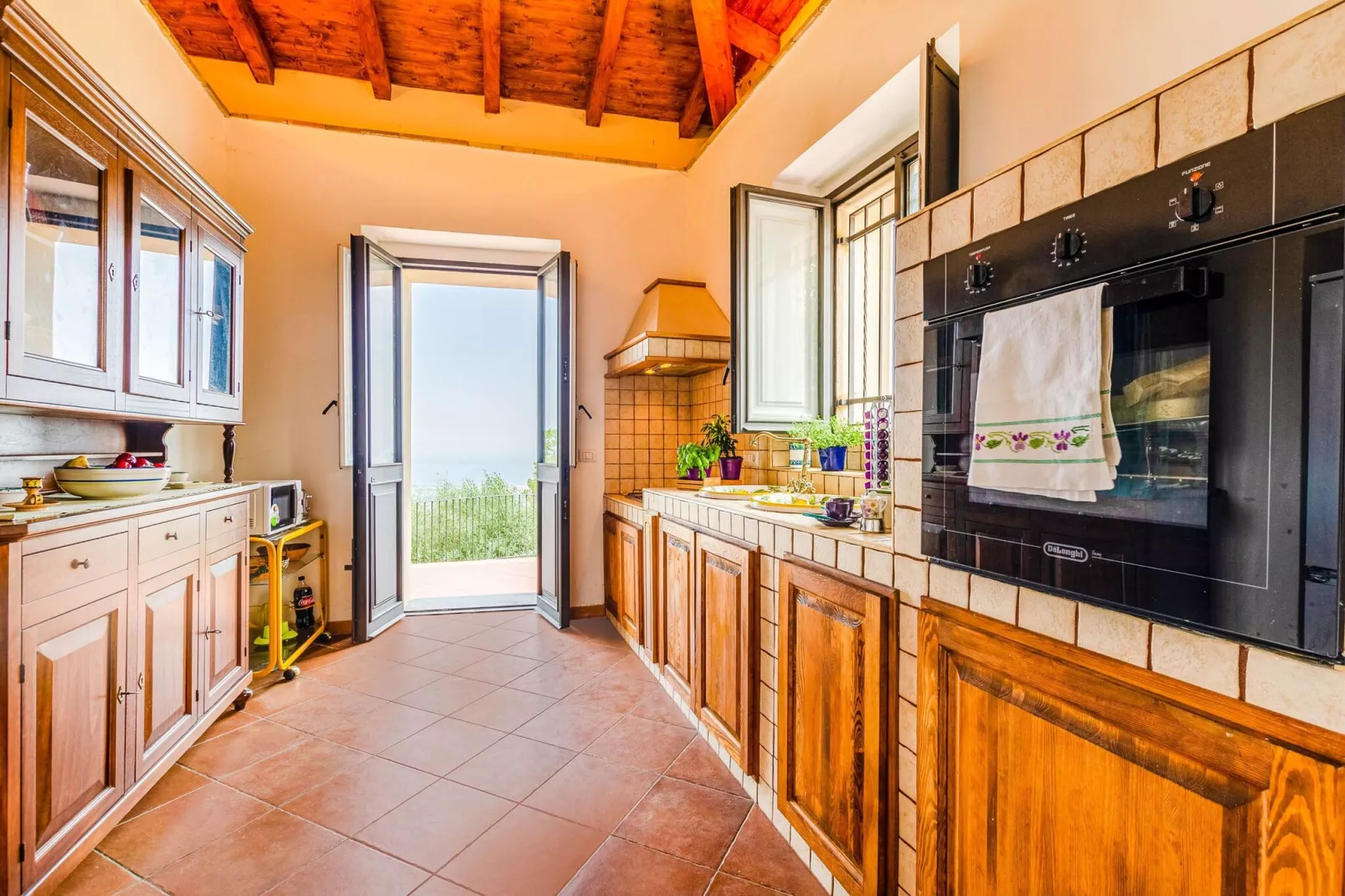 Villa Aloe Charming House-Cuisine
