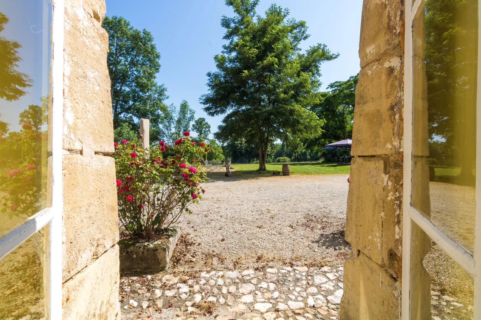 Gîte du Château-View summer