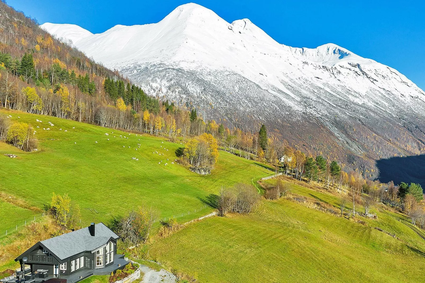 8 person holiday home in Valldal-By Traum-Outdoor