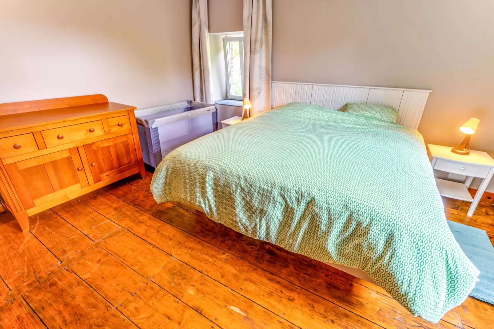 Le petit château de Harze-Chambre