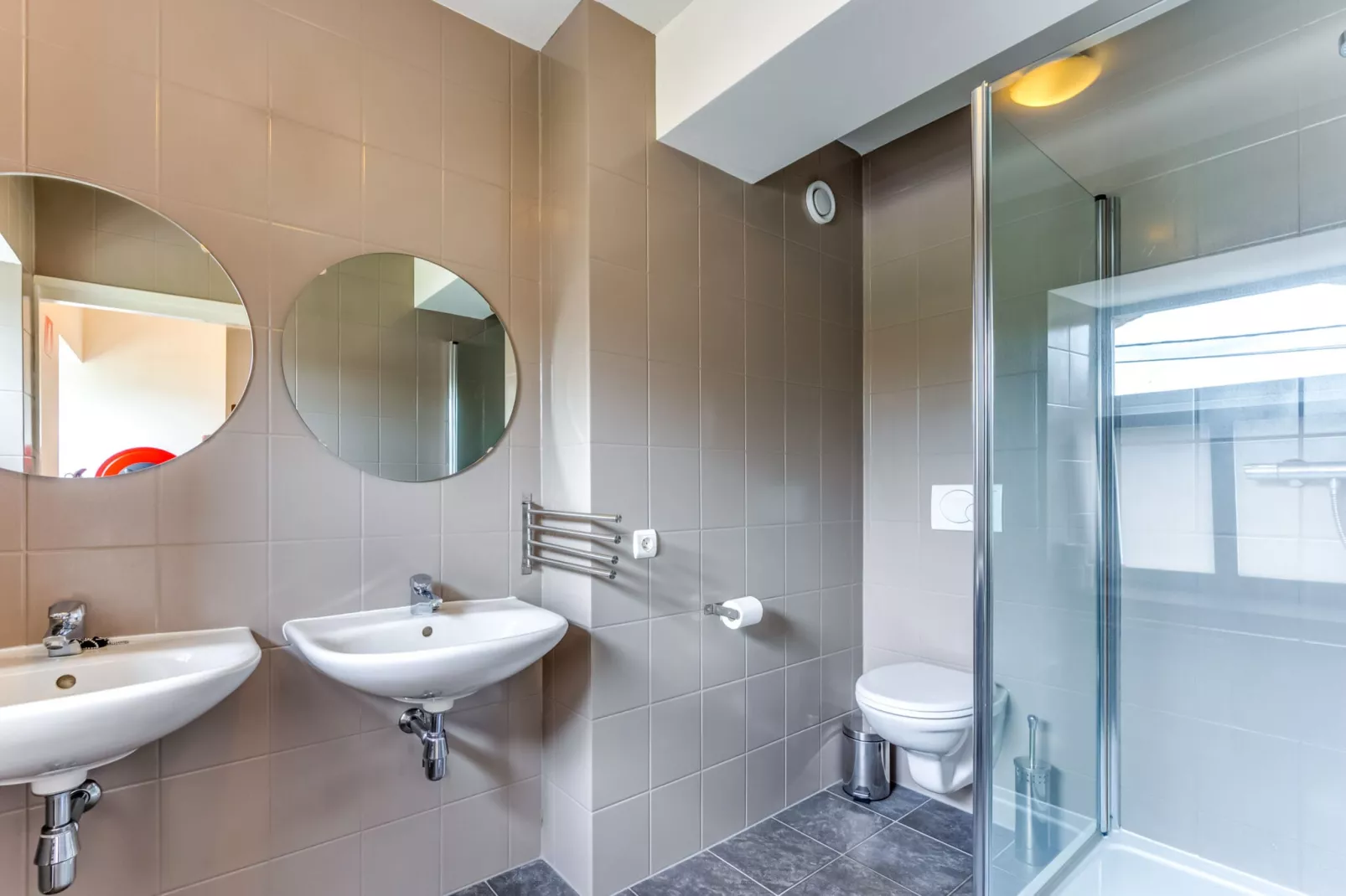 Le petit château de Harze-Salle de bain